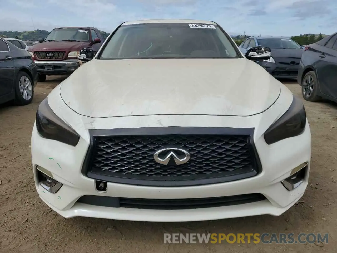 5 Photograph of a damaged car JN1EV7AP6KM516986 INFINITI Q50 2019