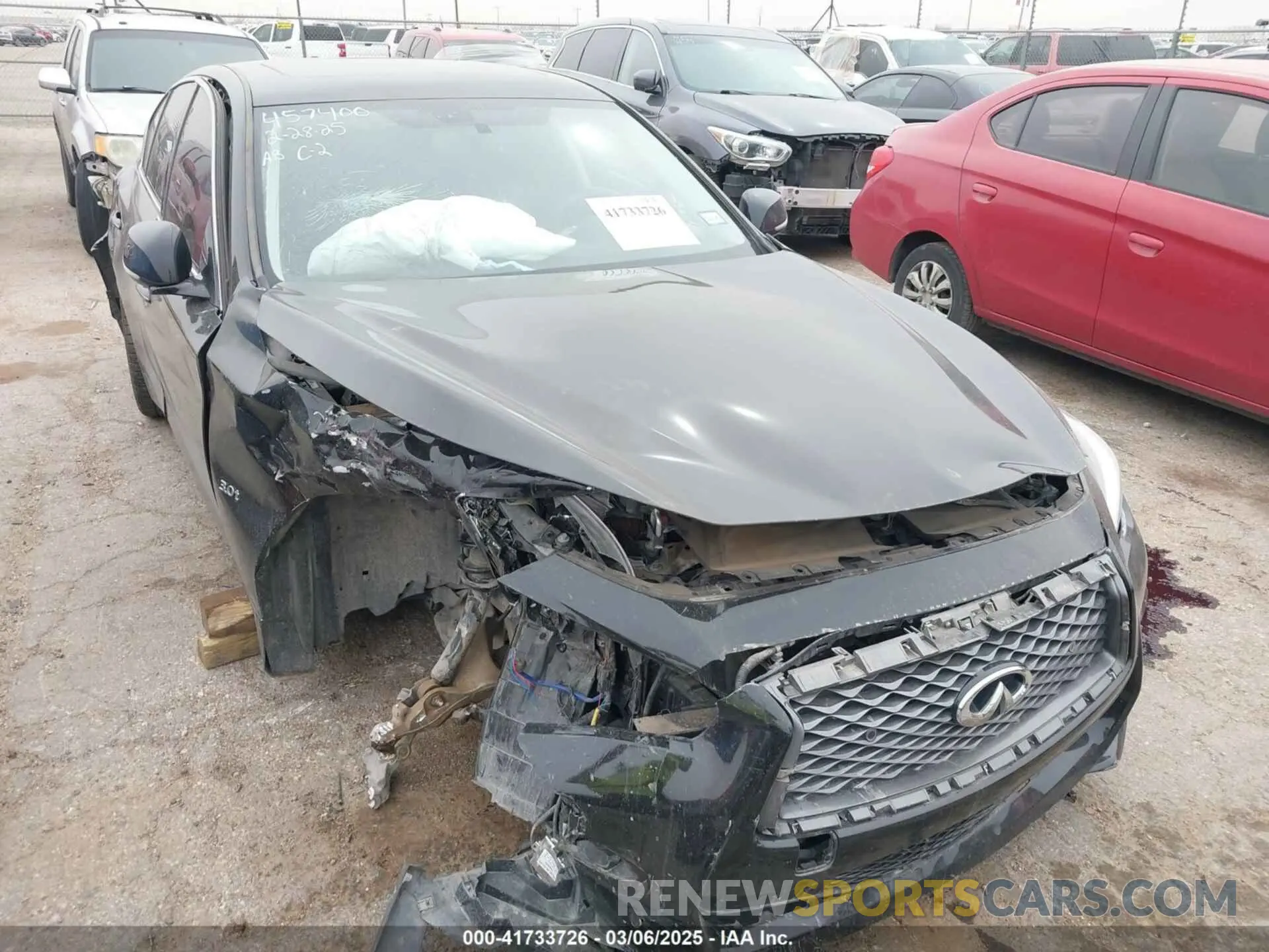 6 Photograph of a damaged car JN1EV7AP6KM540706 INFINITI Q50 2019