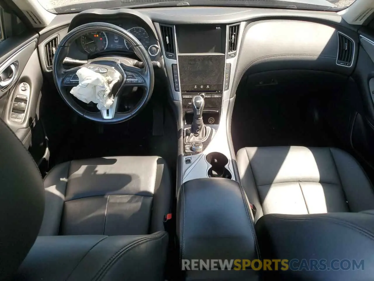 8 Photograph of a damaged car JN1EV7AP6KM543685 INFINITI Q50 2019