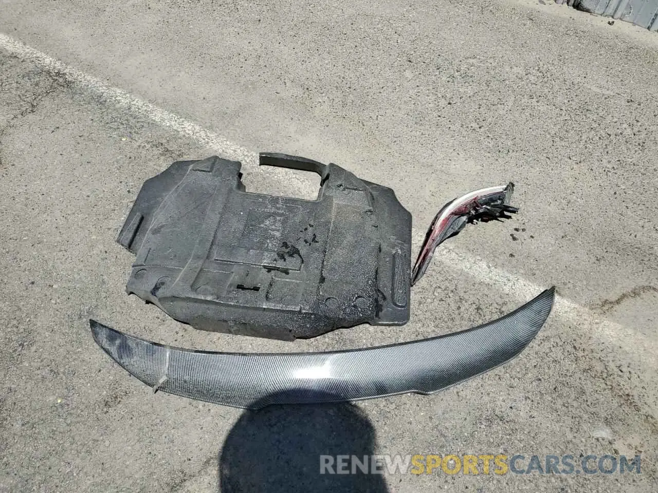 12 Photograph of a damaged car JN1EV7AP7KM517239 INFINITI Q50 2019