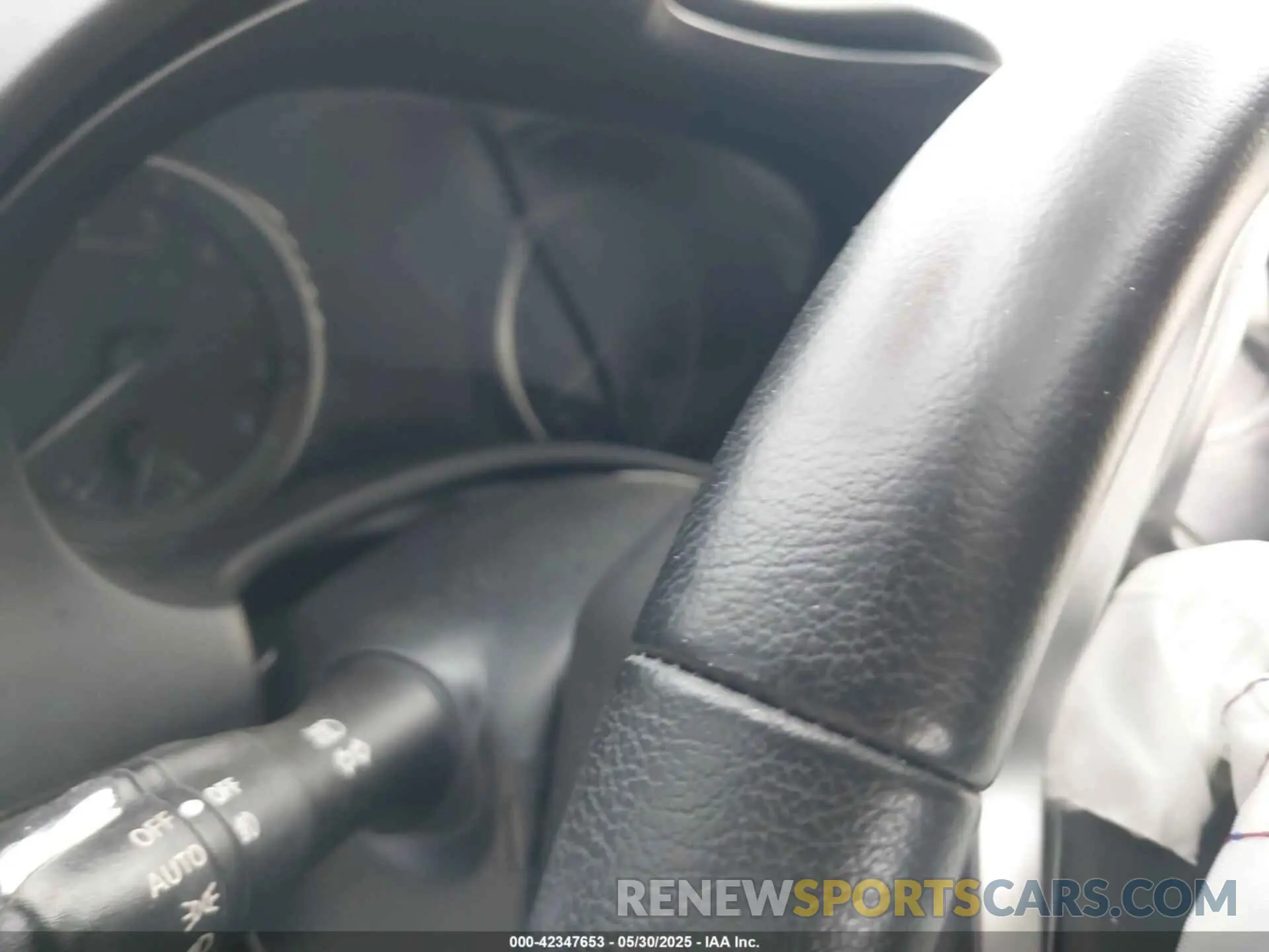 15 Photograph of a damaged car JN1EV7AP7KM519119 INFINITI Q50 2019