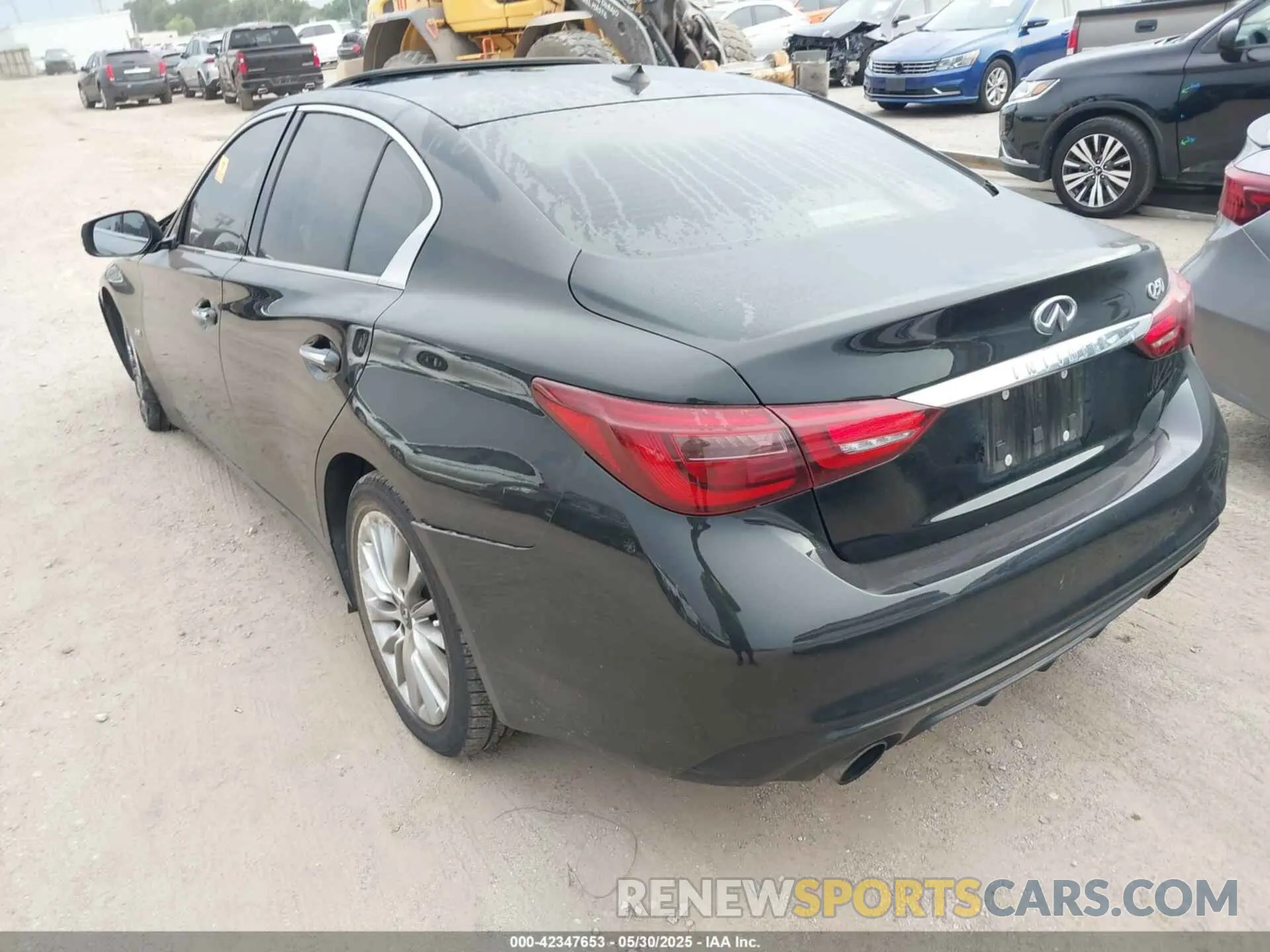 3 Photograph of a damaged car JN1EV7AP7KM519119 INFINITI Q50 2019