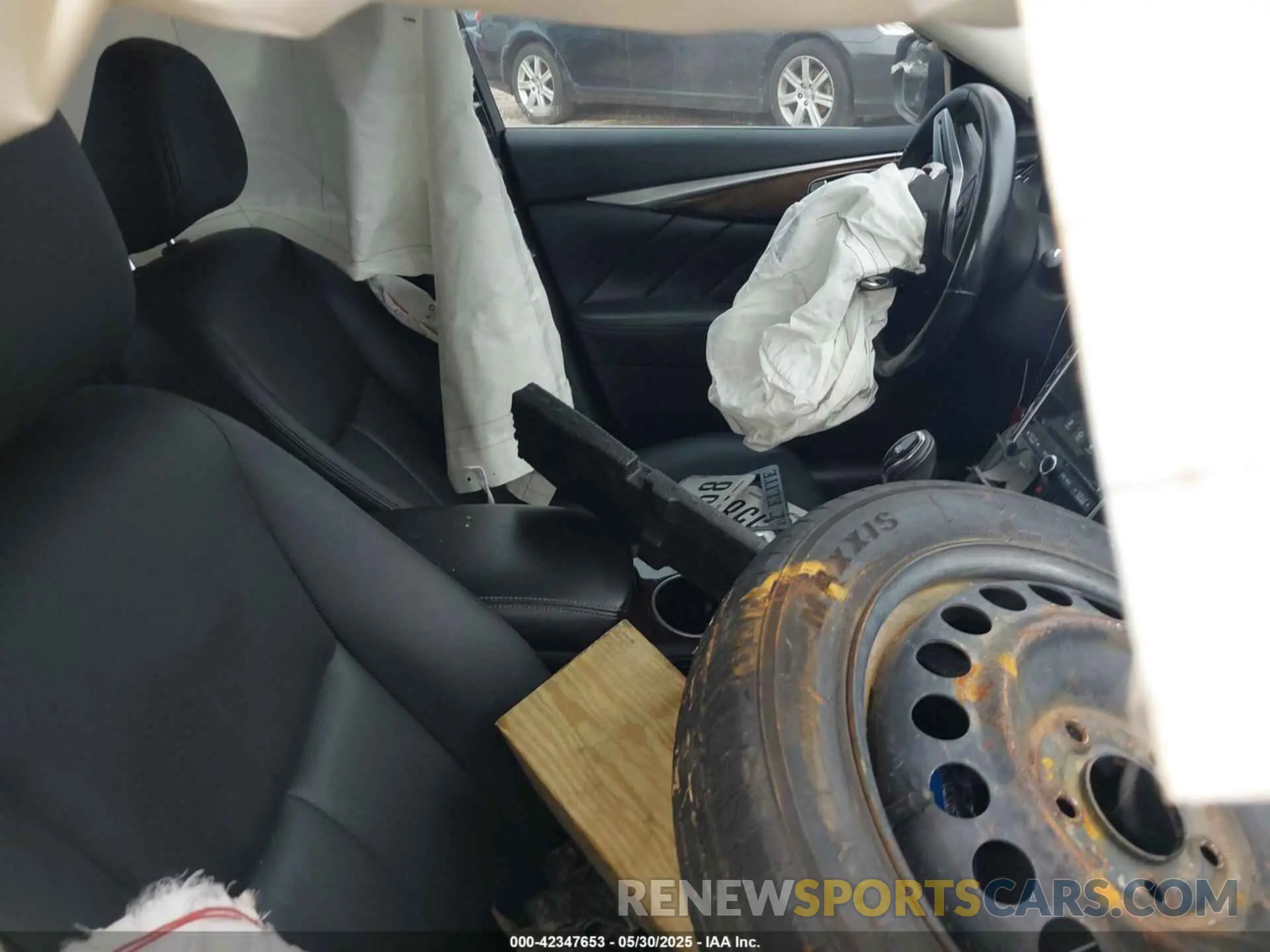 5 Photograph of a damaged car JN1EV7AP7KM519119 INFINITI Q50 2019