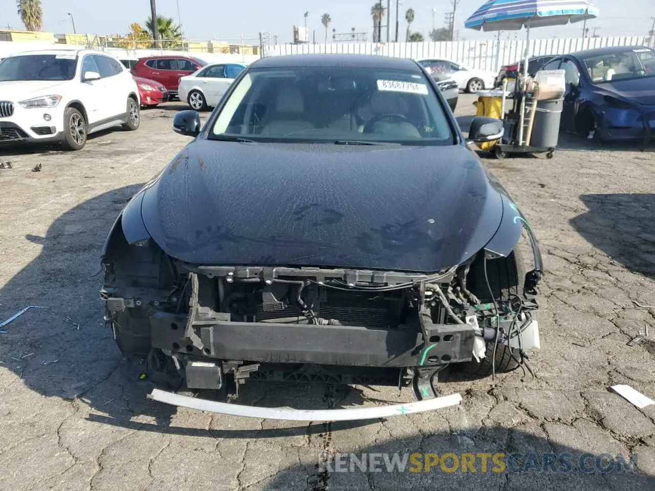 5 Photograph of a damaged car JN1EV7AP8KM510123 INFINITI Q50 2019