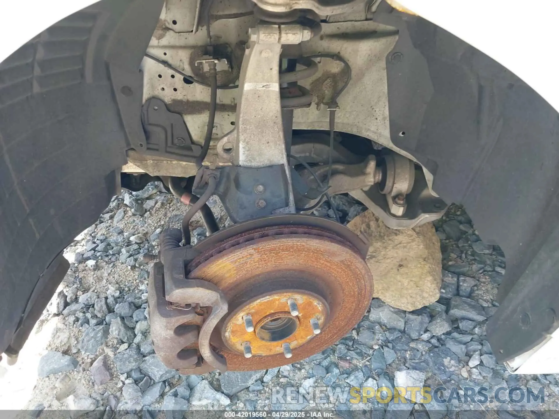 12 Photograph of a damaged car JN1EV7AP8KM514284 INFINITI Q50 2019
