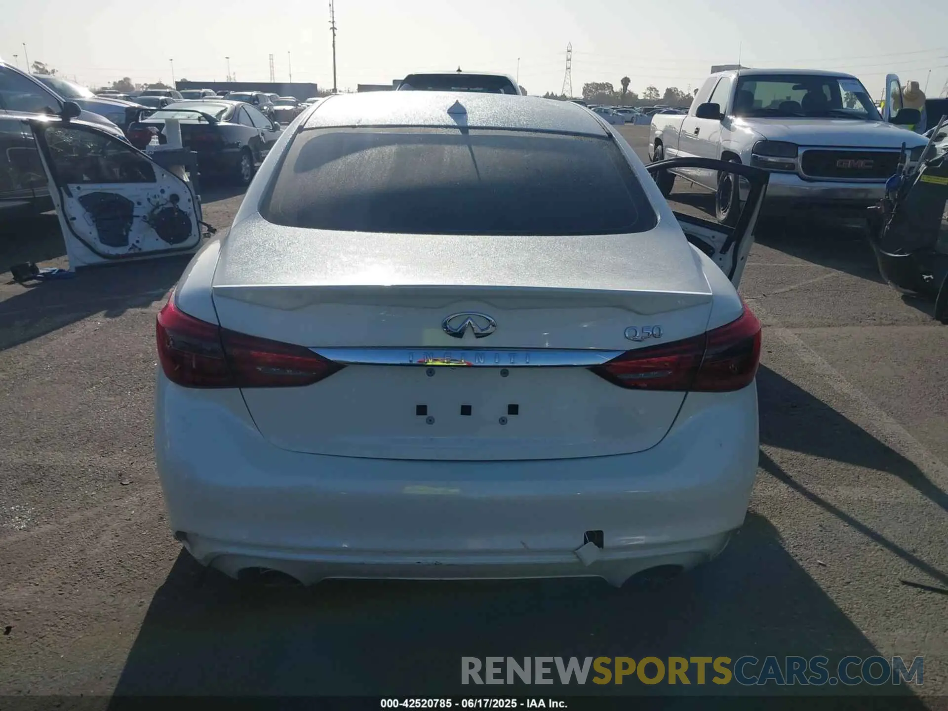 16 Photograph of a damaged car JN1EV7AP8KM514771 INFINITI Q50 2019