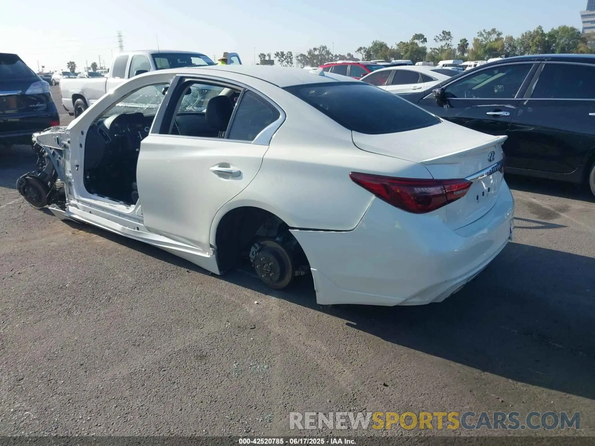 3 Photograph of a damaged car JN1EV7AP8KM514771 INFINITI Q50 2019