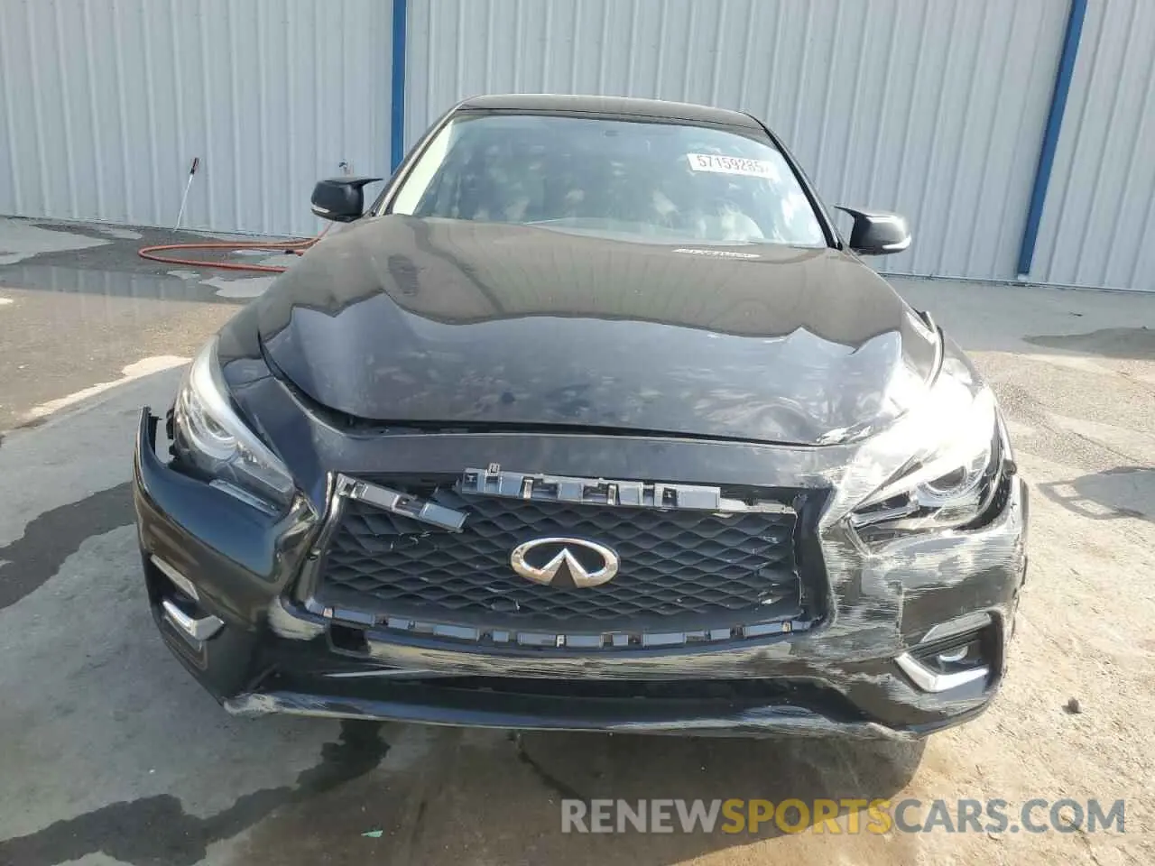 5 Photograph of a damaged car JN1EV7AP8KM514835 INFINITI Q50 2019