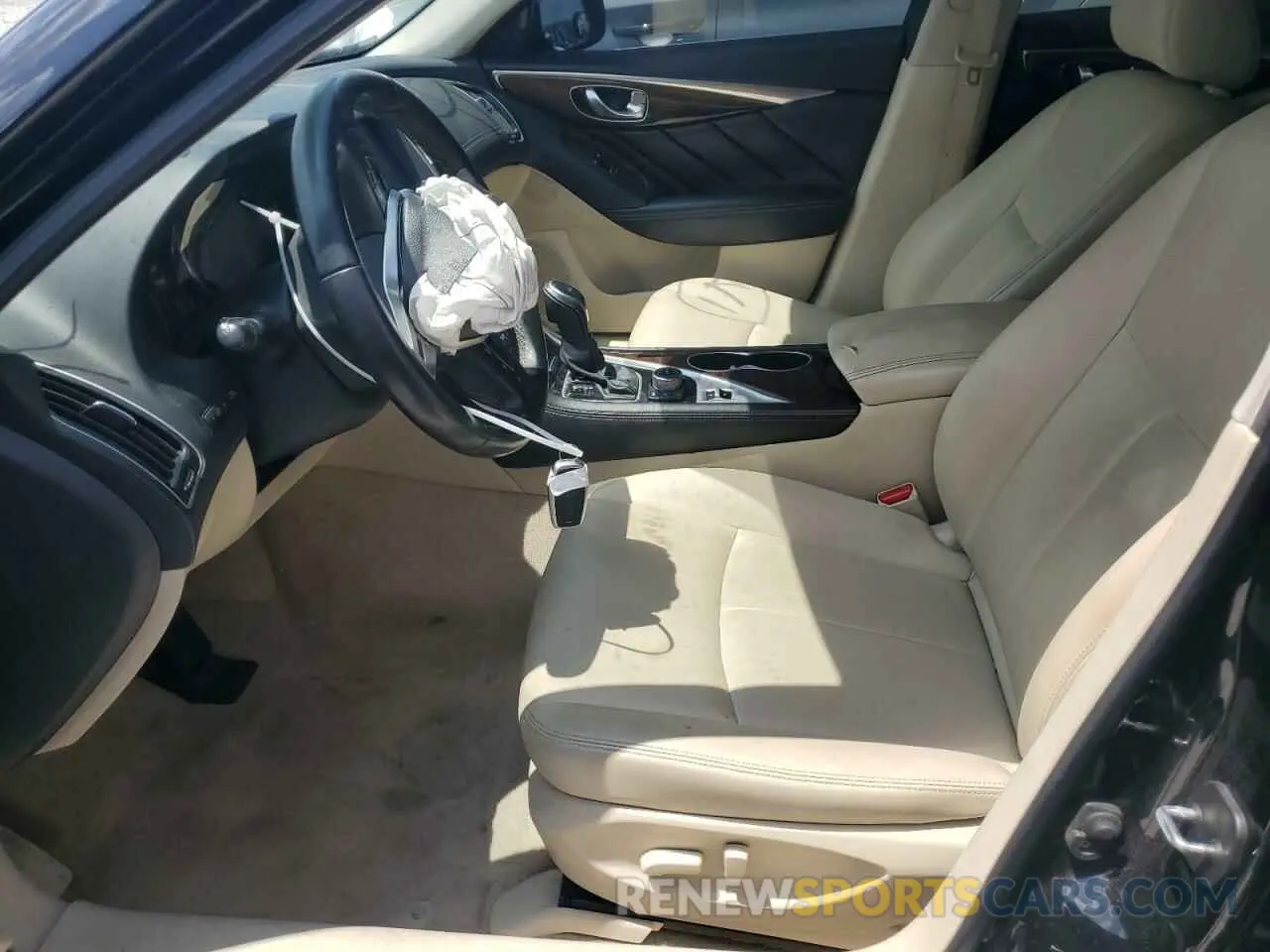 7 Photograph of a damaged car JN1EV7AP8KM514835 INFINITI Q50 2019