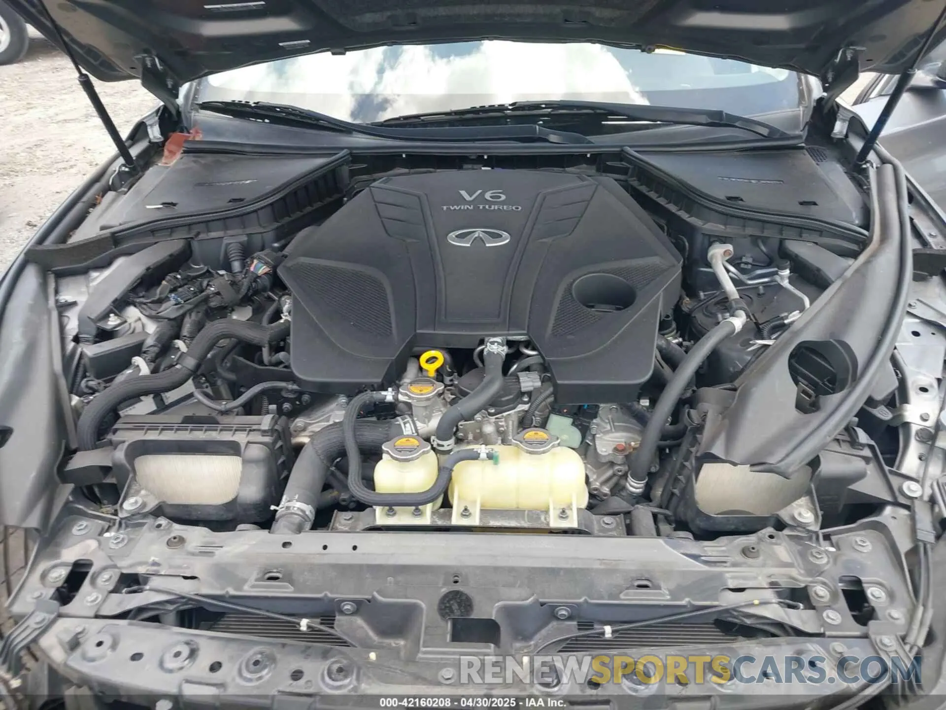 10 Photograph of a damaged car JN1EV7AP8KM541274 INFINITI Q50 2019