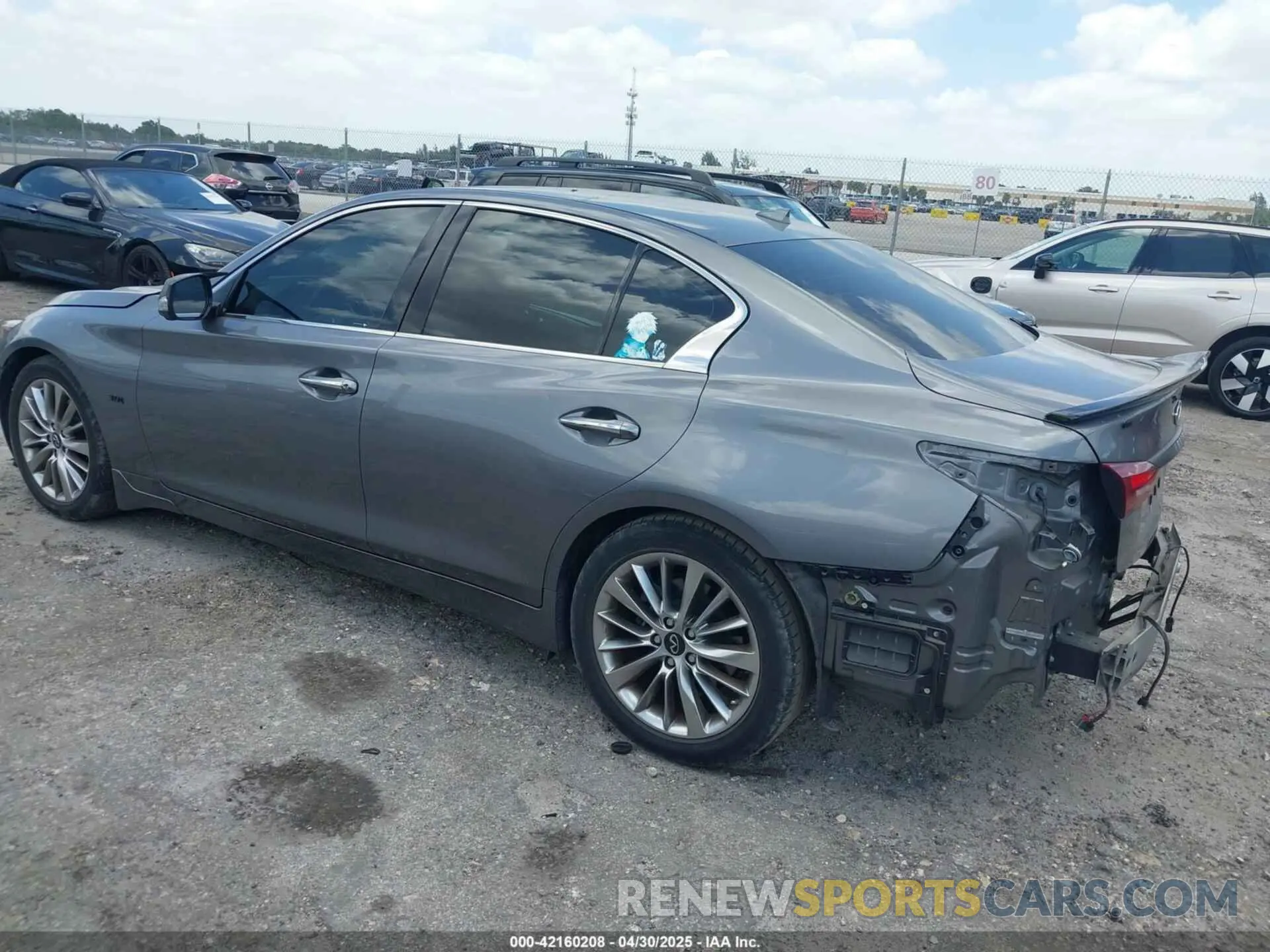 3 Photograph of a damaged car JN1EV7AP8KM541274 INFINITI Q50 2019