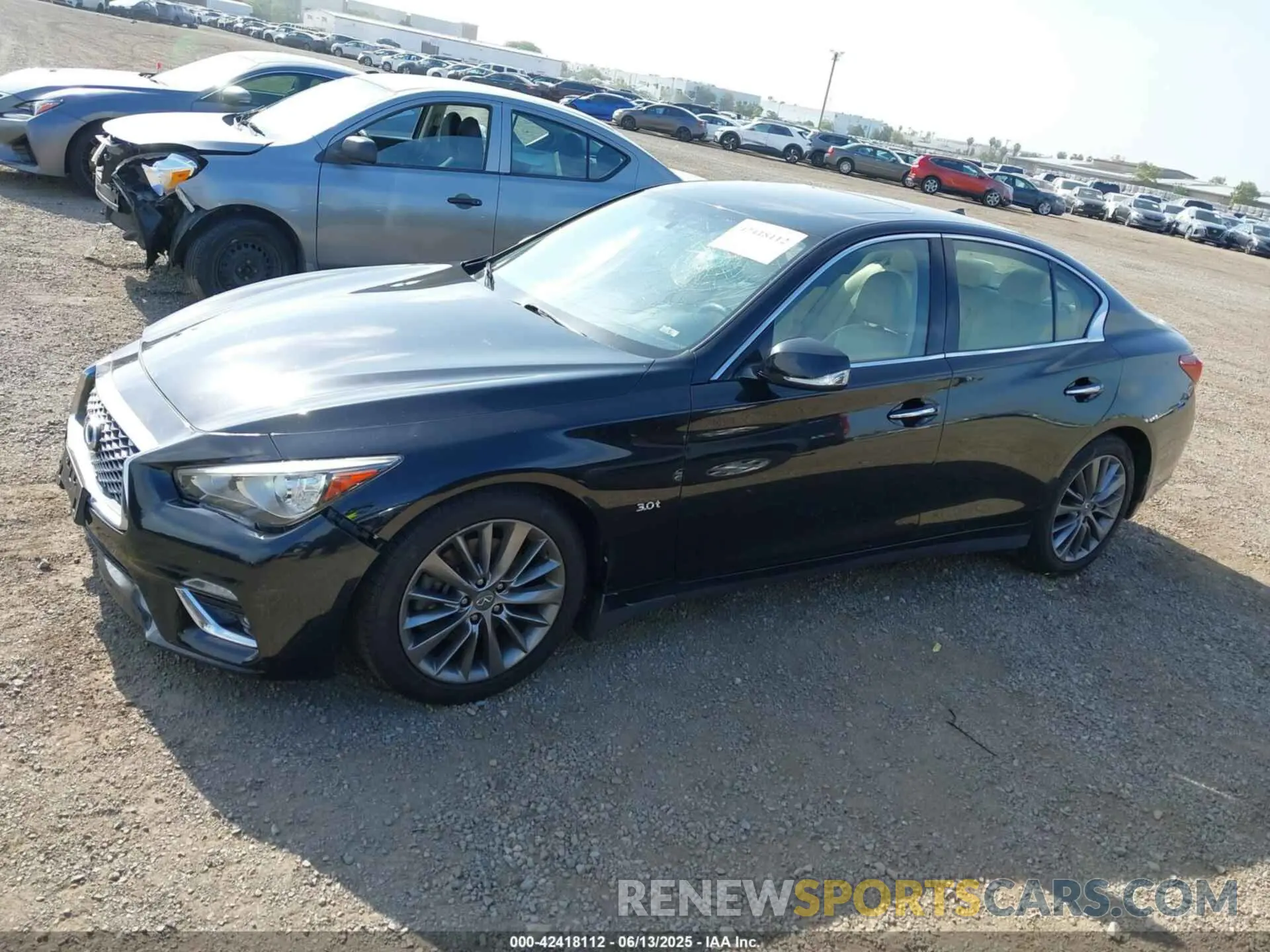 14 Photograph of a damaged car JN1EV7AP8KM543395 INFINITI Q50 2019