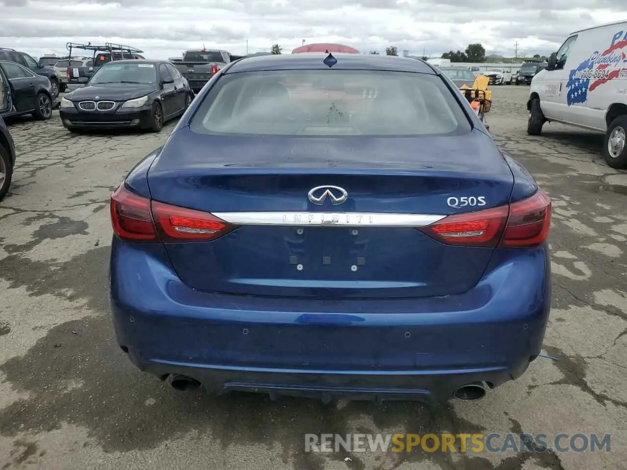 6 Photograph of a damaged car JN1EV7AP9KM515945 INFINITI Q50 2019