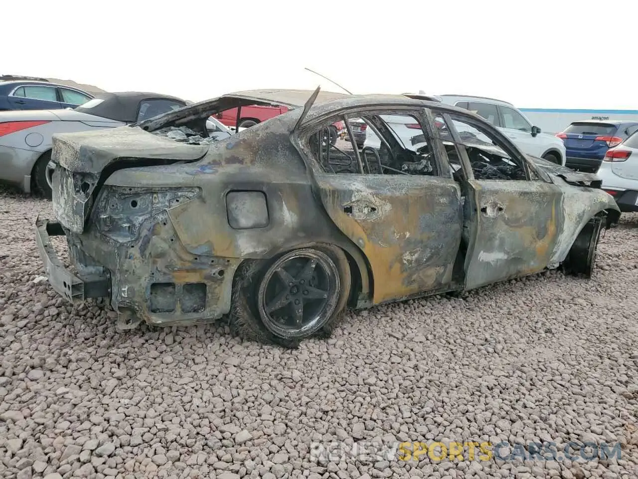 3 Photograph of a damaged car JN1EV7AP9KM517596 INFINITI Q50 2019