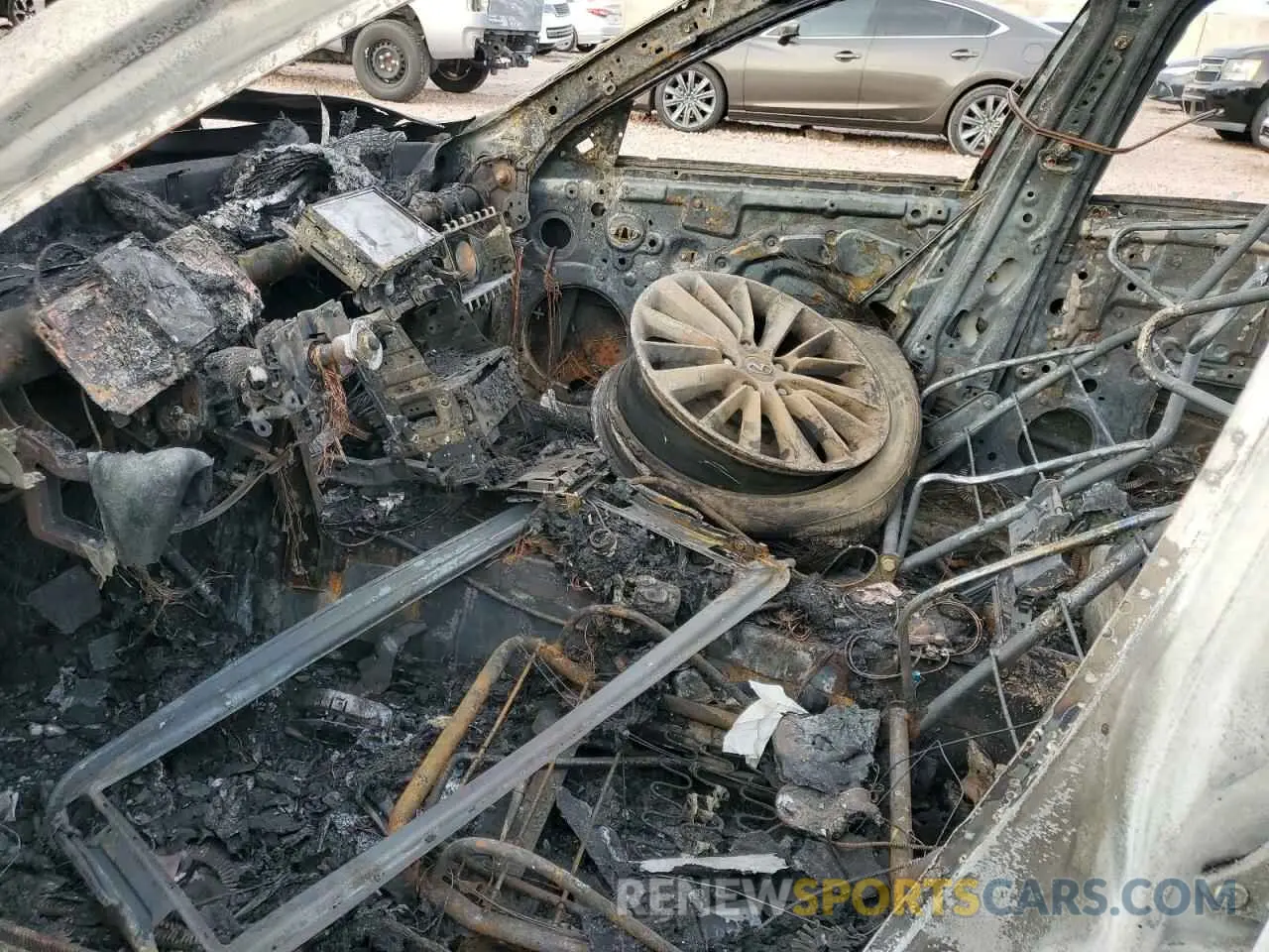 7 Photograph of a damaged car JN1EV7AP9KM517596 INFINITI Q50 2019