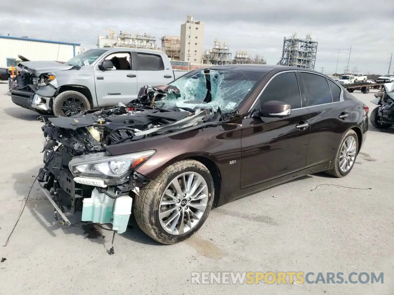 1 Photograph of a damaged car JN1EV7AP9KM542563 INFINITI Q50 2019