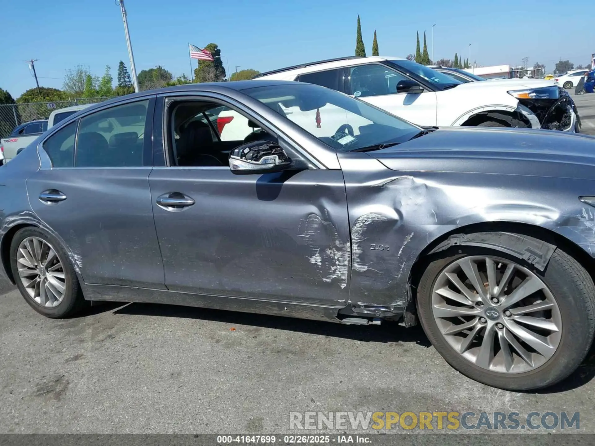 12 Photograph of a damaged car JN1EV7APXKM511385 INFINITI Q50 2019
