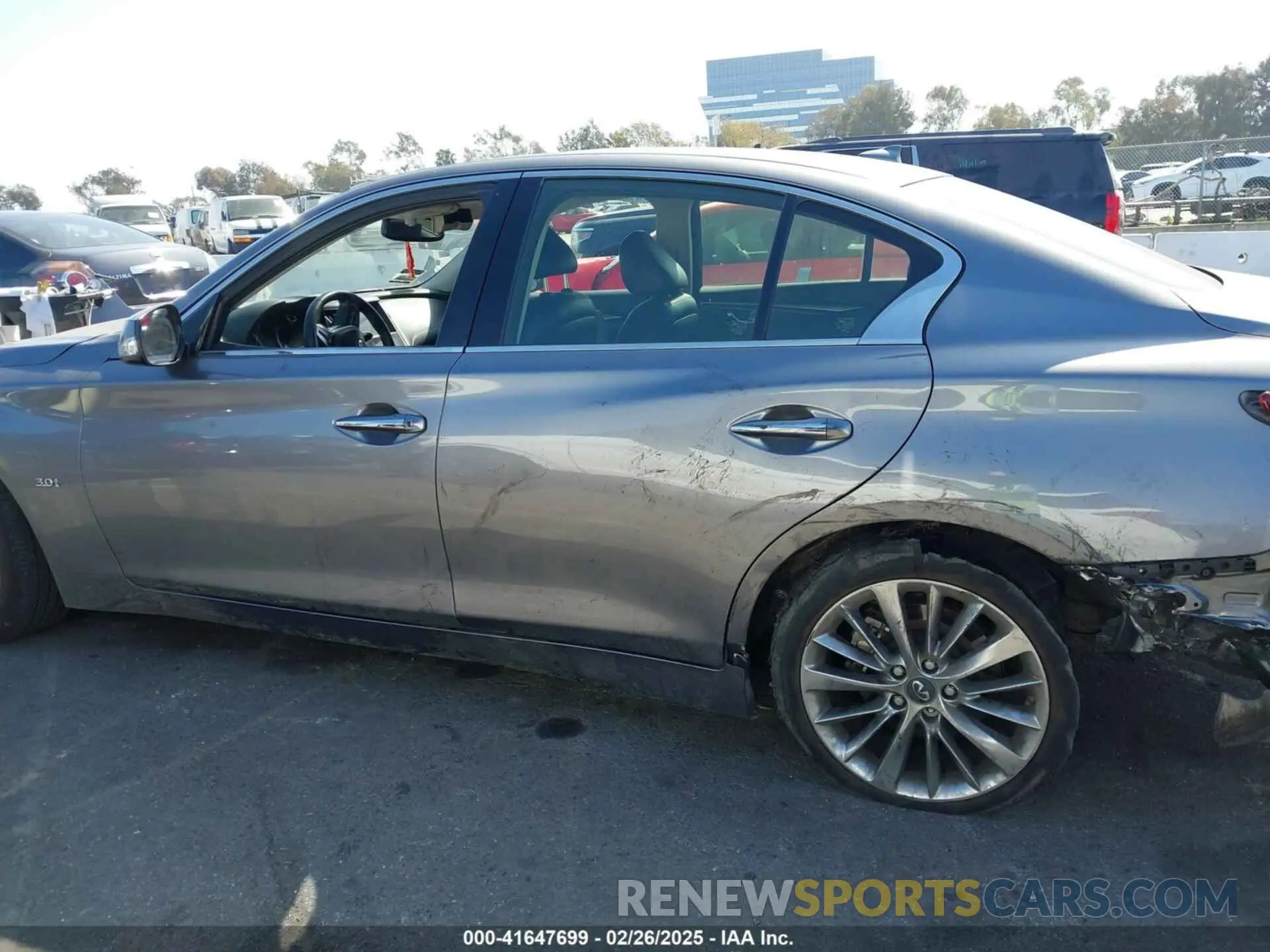 13 Photograph of a damaged car JN1EV7APXKM511385 INFINITI Q50 2019