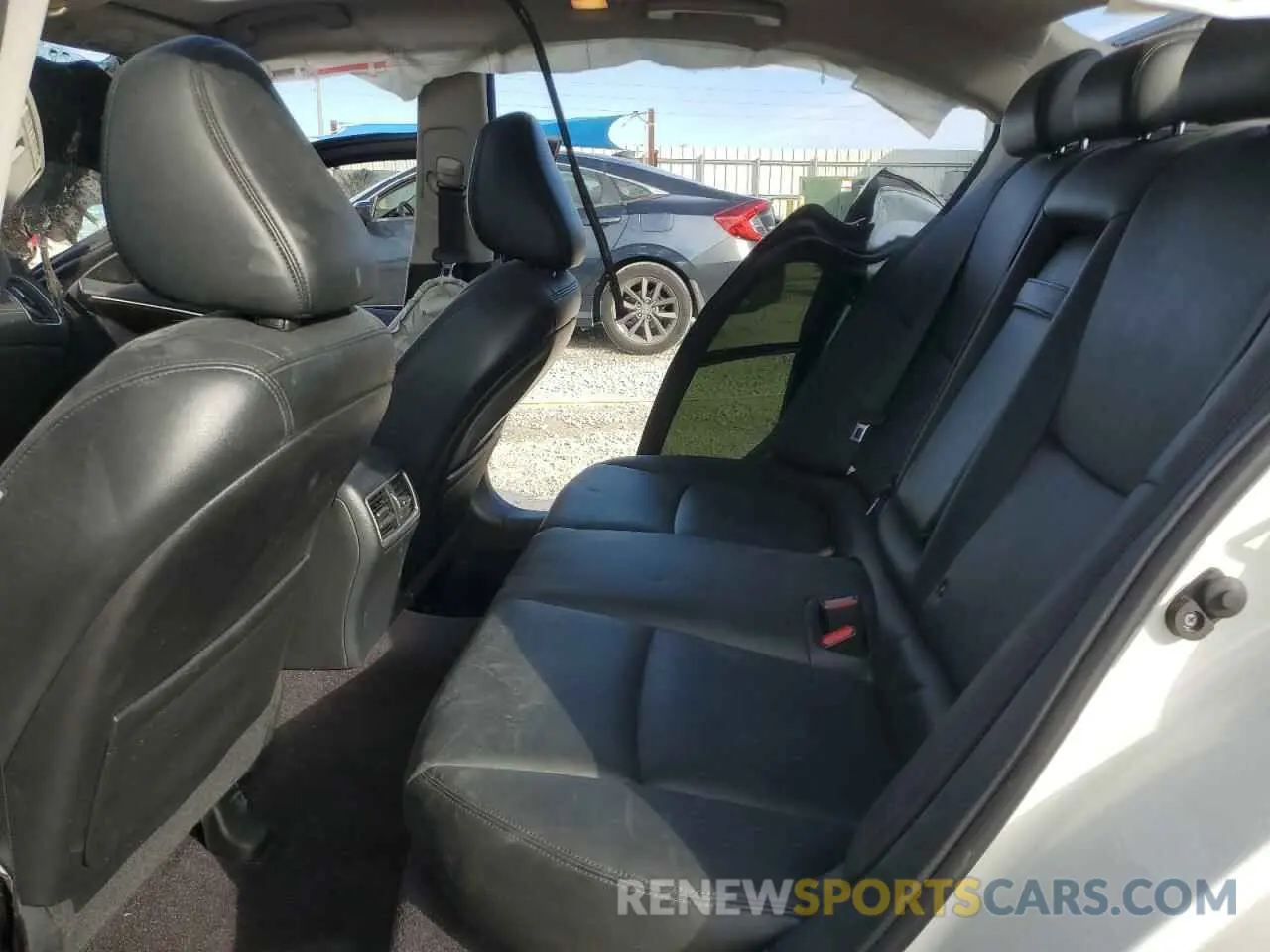 10 Photograph of a damaged car JN1EV7APXKM514609 INFINITI Q50 2019