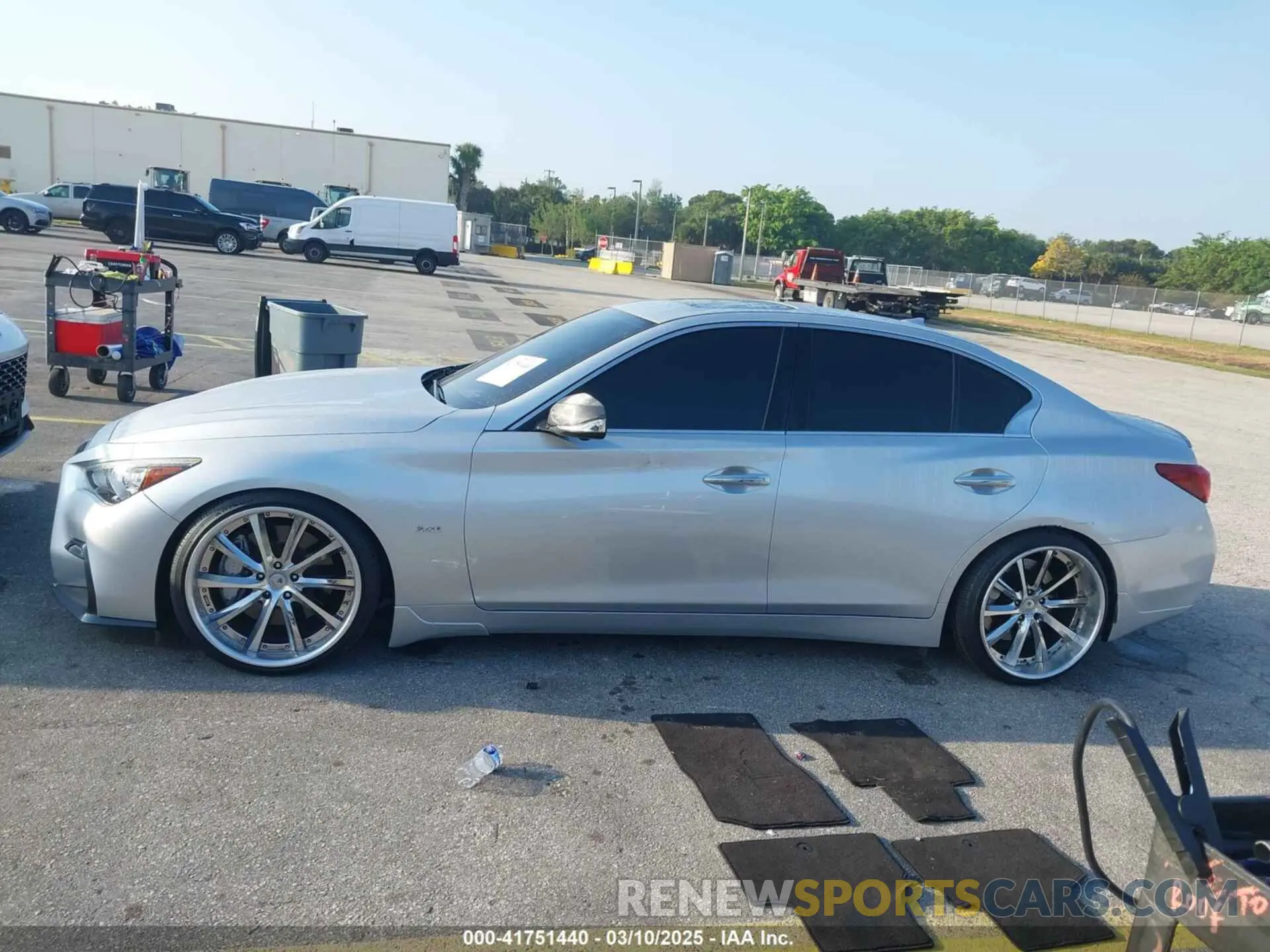 15 Photograph of a damaged car JN1EV7APXKM516277 INFINITI Q50 2019