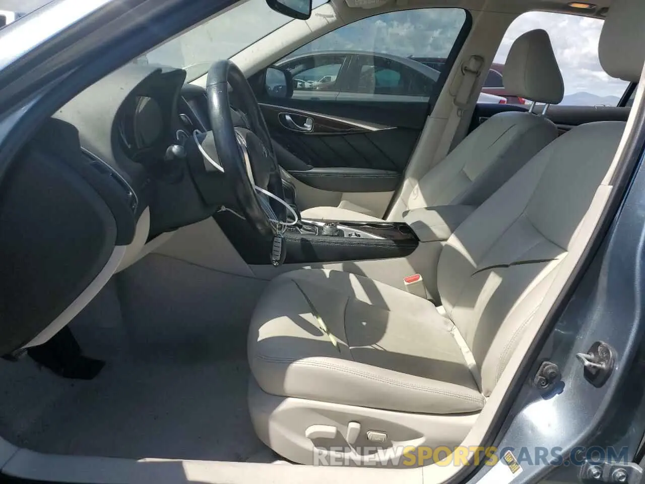 7 Photograph of a damaged car JN1EV7APXKM517090 INFINITI Q50 2019