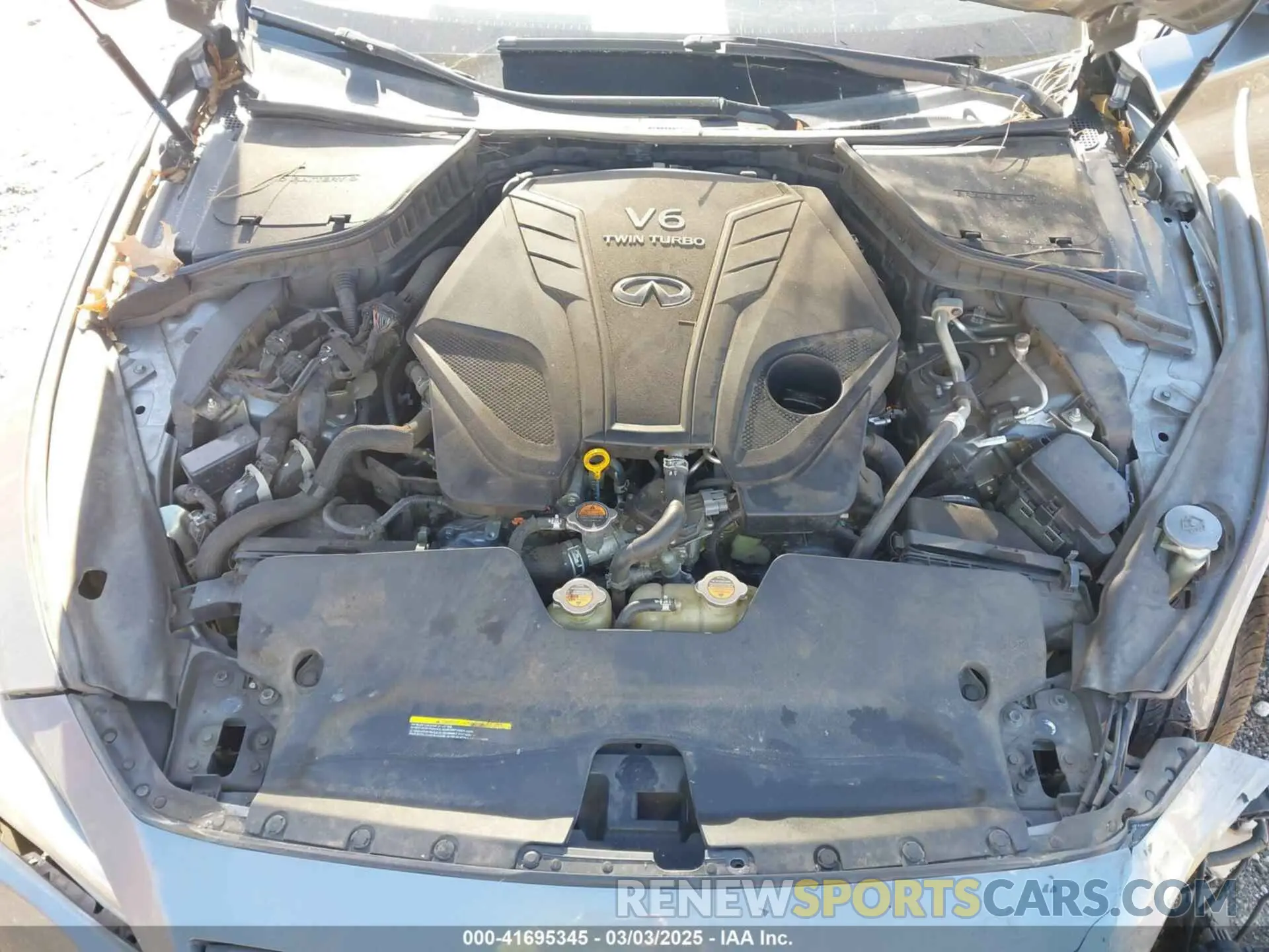 10 Photograph of a damaged car JN1EV7AR0KM559124 INFINITI Q50 2019