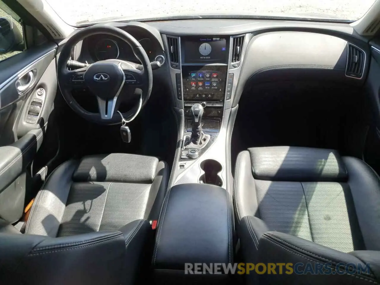 8 Photograph of a damaged car JN1EV7AR0KM592477 INFINITI Q50 2019