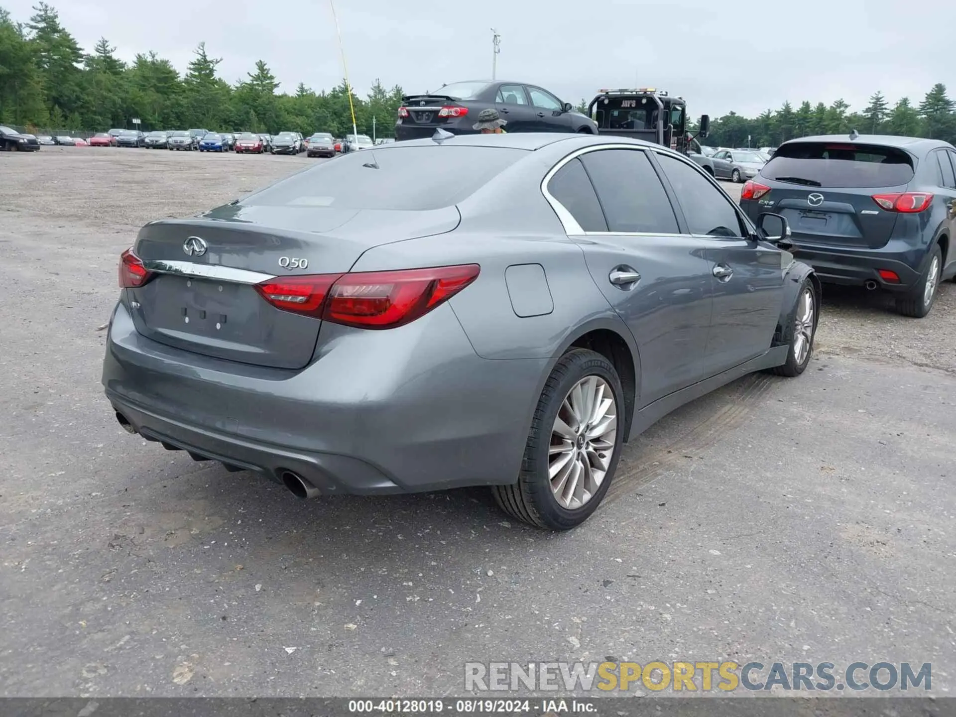 4 Photograph of a damaged car JN1EV7AR1KM559553 INFINITI Q50 2019