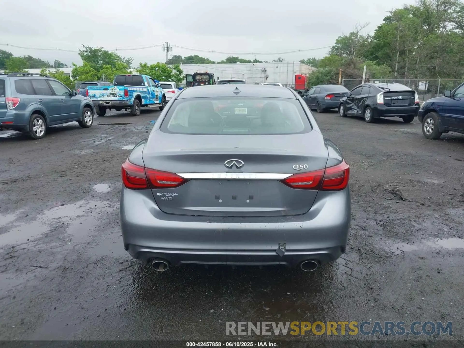 16 Photograph of a damaged car JN1EV7AR2KM550425 INFINITI Q50 2019