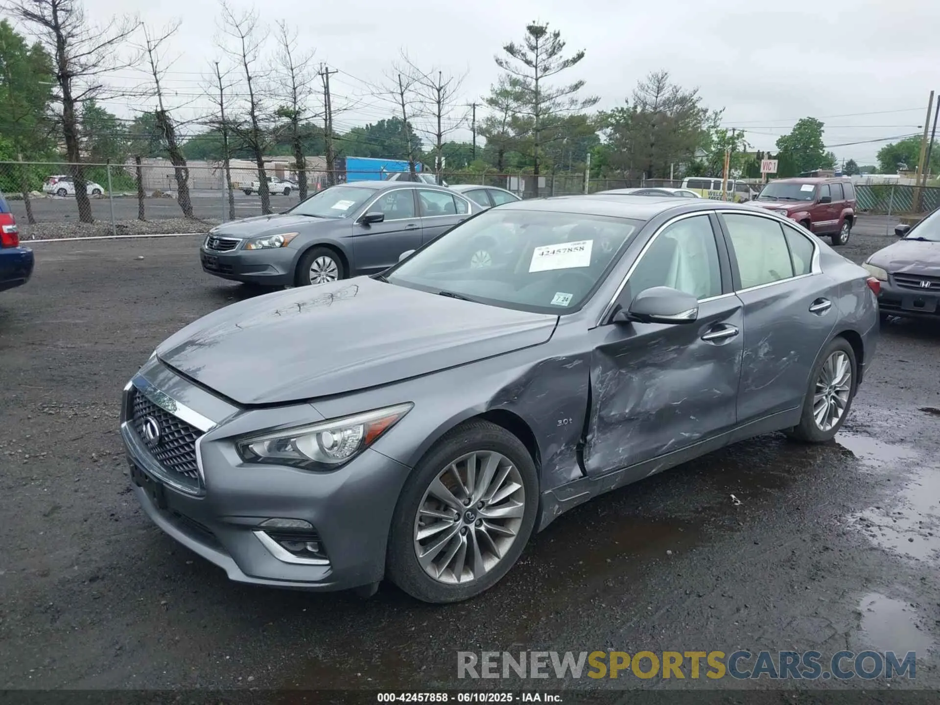 2 Photograph of a damaged car JN1EV7AR2KM550425 INFINITI Q50 2019