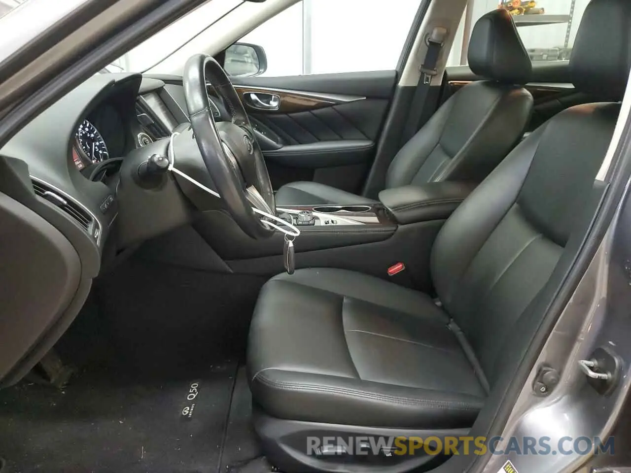7 Photograph of a damaged car JN1EV7AR2KM554667 INFINITI Q50 2019