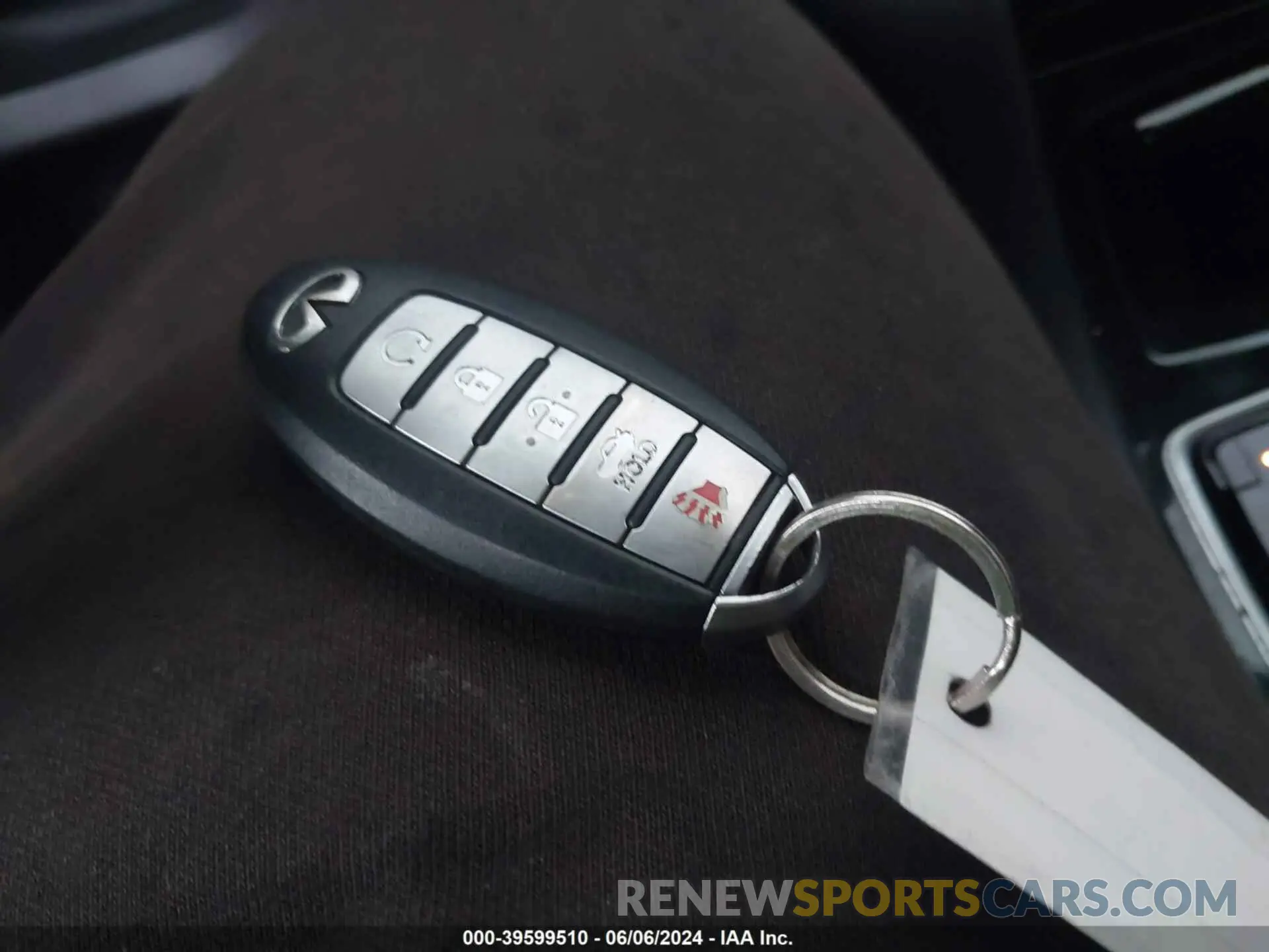 11 Photograph of a damaged car JN1EV7AR2KM554684 INFINITI Q50 2019