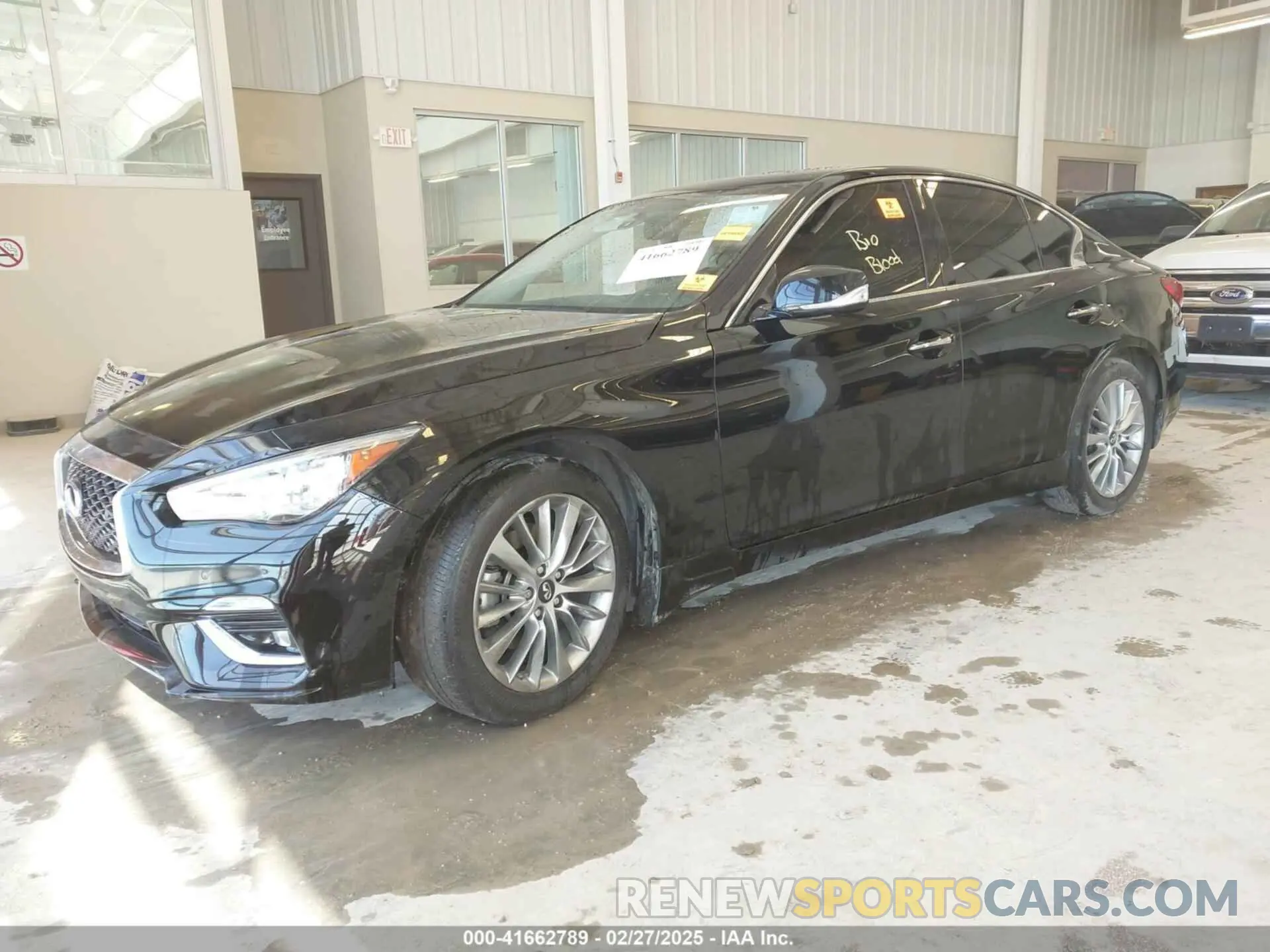 2 Photograph of a damaged car JN1EV7AR2KM557469 INFINITI Q50 2019