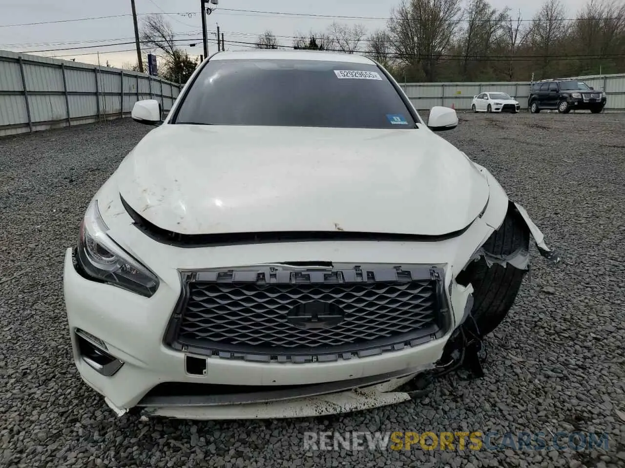 5 Photograph of a damaged car JN1EV7AR2KM557598 INFINITI Q50 2019