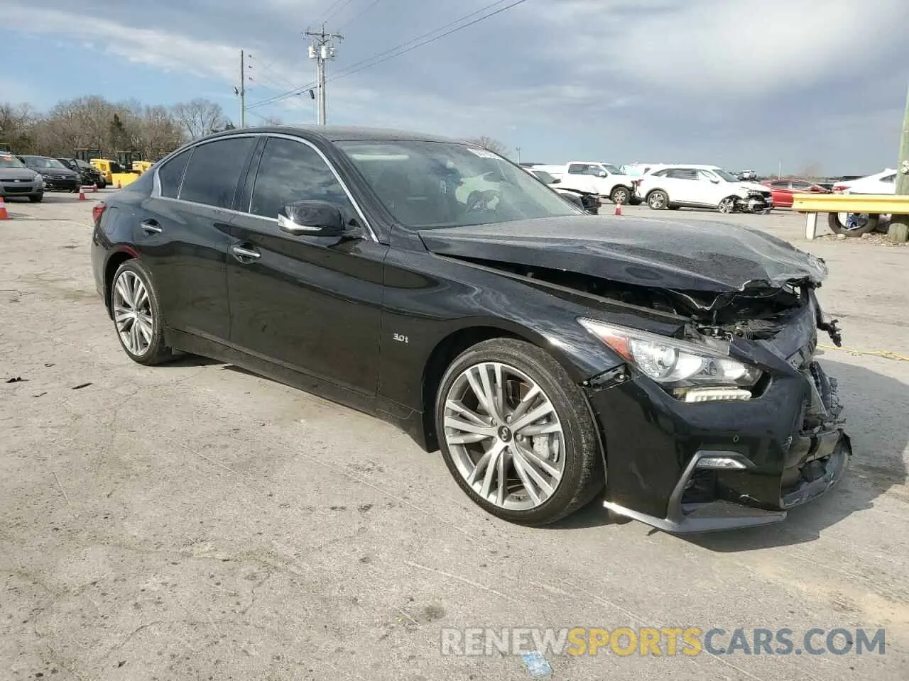 4 Photograph of a damaged car JN1EV7AR2KM557696 INFINITI Q50 2019