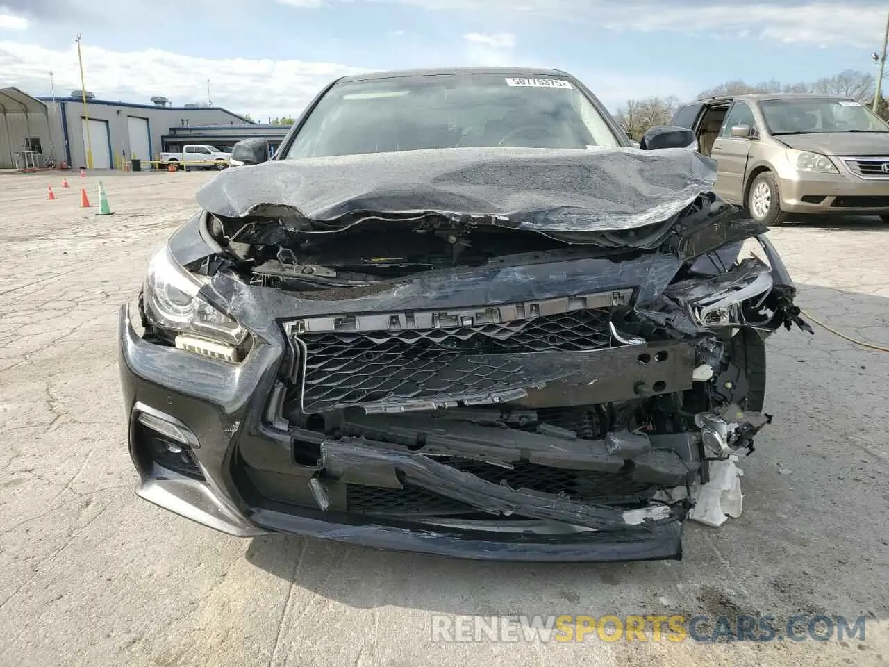 5 Photograph of a damaged car JN1EV7AR2KM557696 INFINITI Q50 2019