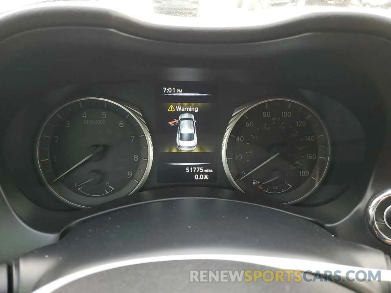 9 Photograph of a damaged car JN1EV7AR2KM557696 INFINITI Q50 2019