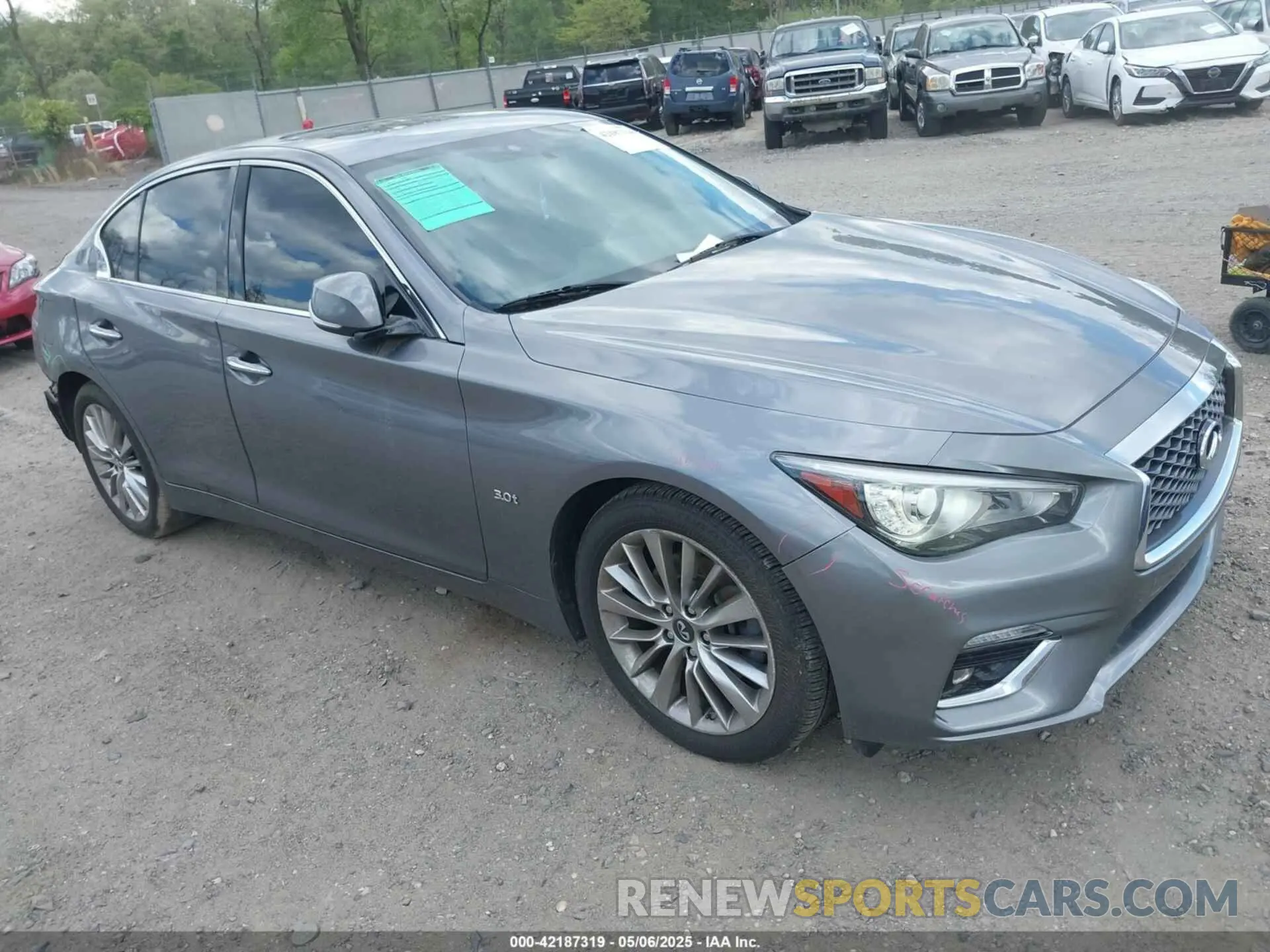 1 Photograph of a damaged car JN1EV7AR2KM559657 INFINITI Q50 2019