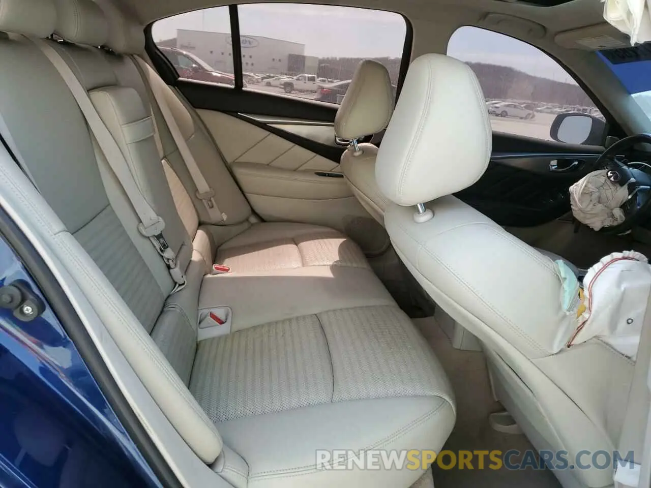 10 Photograph of a damaged car JN1EV7AR3KM551356 INFINITI Q50 2019