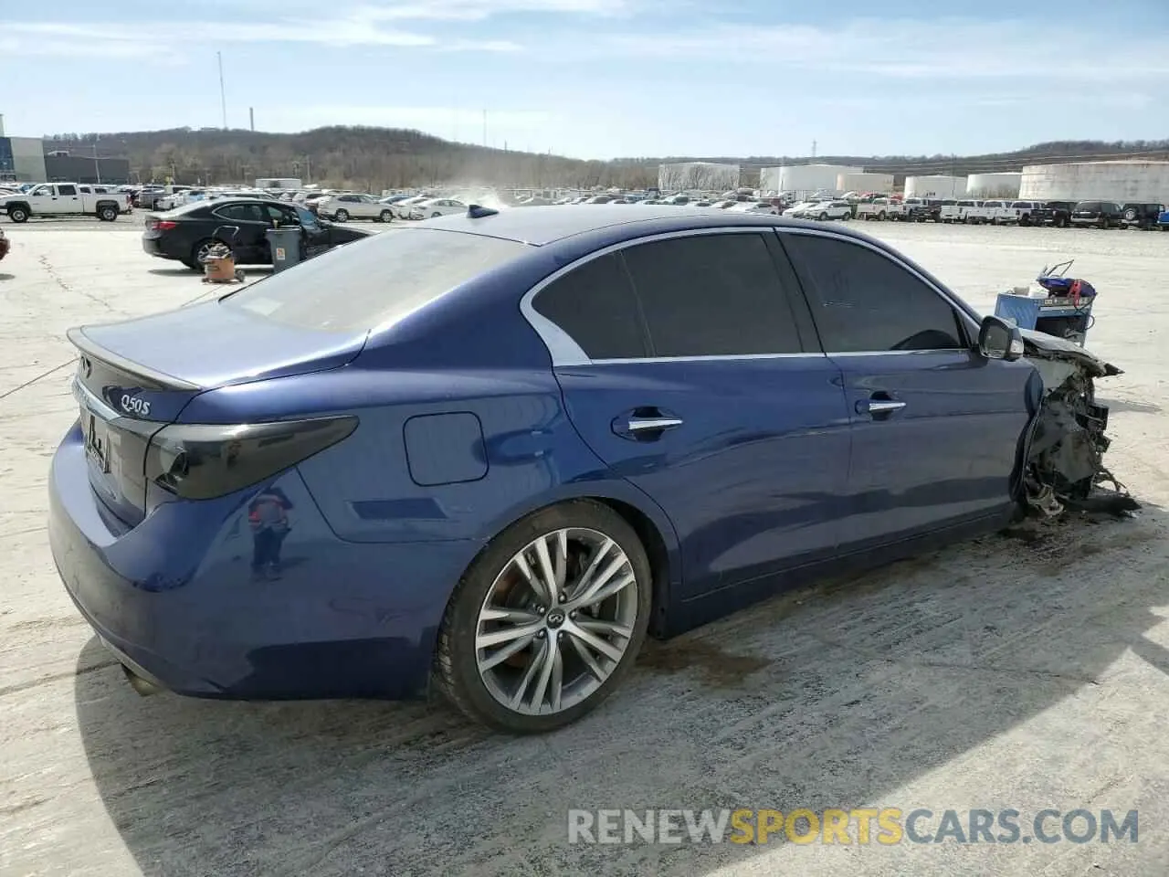 3 Photograph of a damaged car JN1EV7AR3KM551356 INFINITI Q50 2019