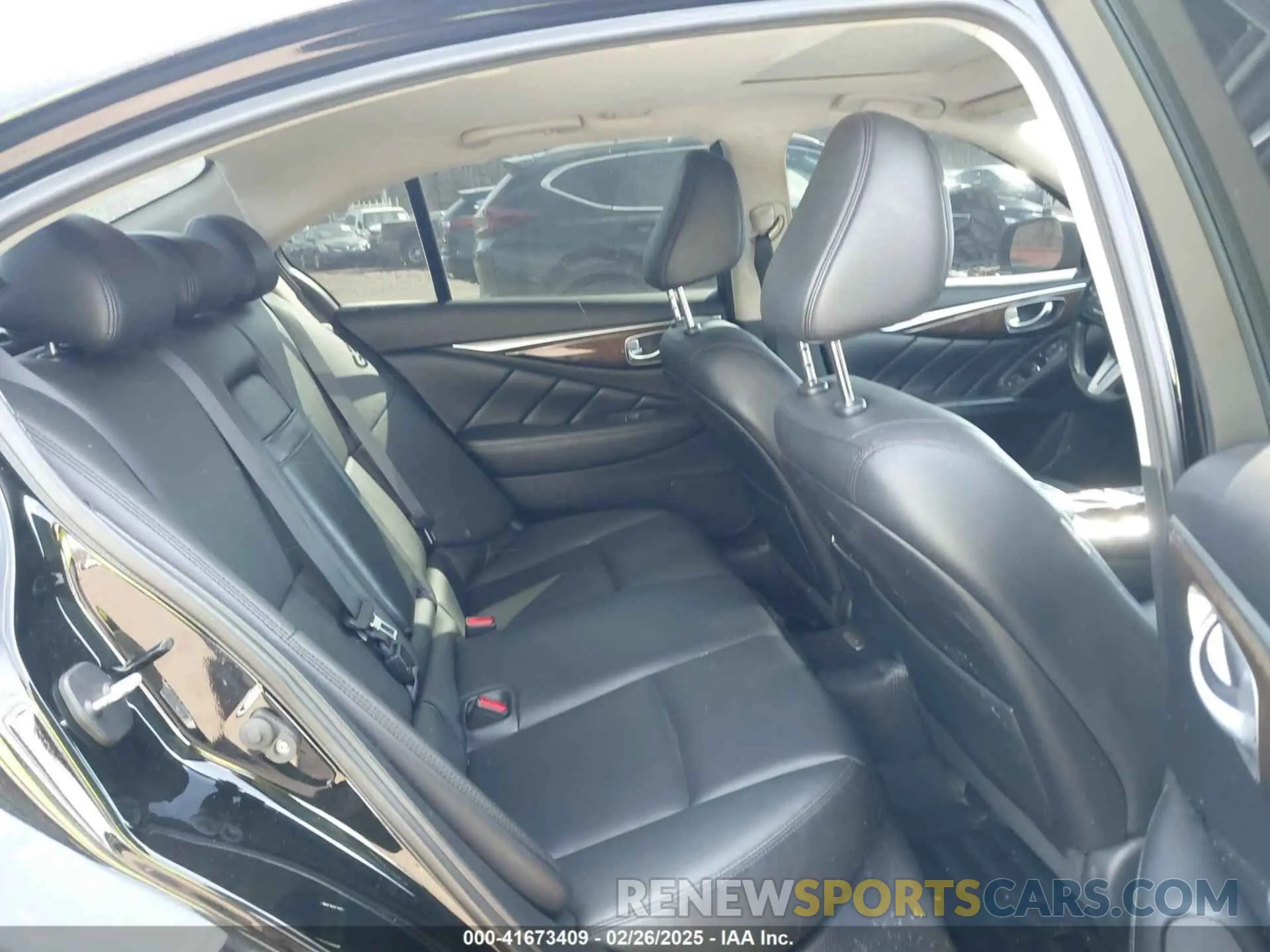 8 Photograph of a damaged car JN1EV7AR3KM554628 INFINITI Q50 2019
