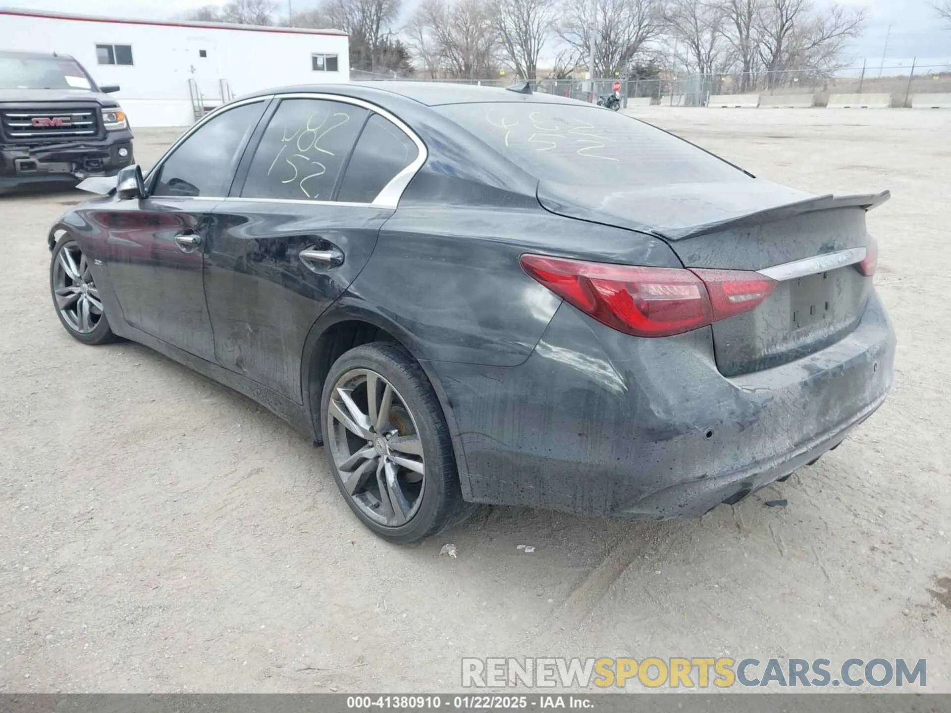 3 Photograph of a damaged car JN1EV7AR3KM591226 INFINITI Q50 2019