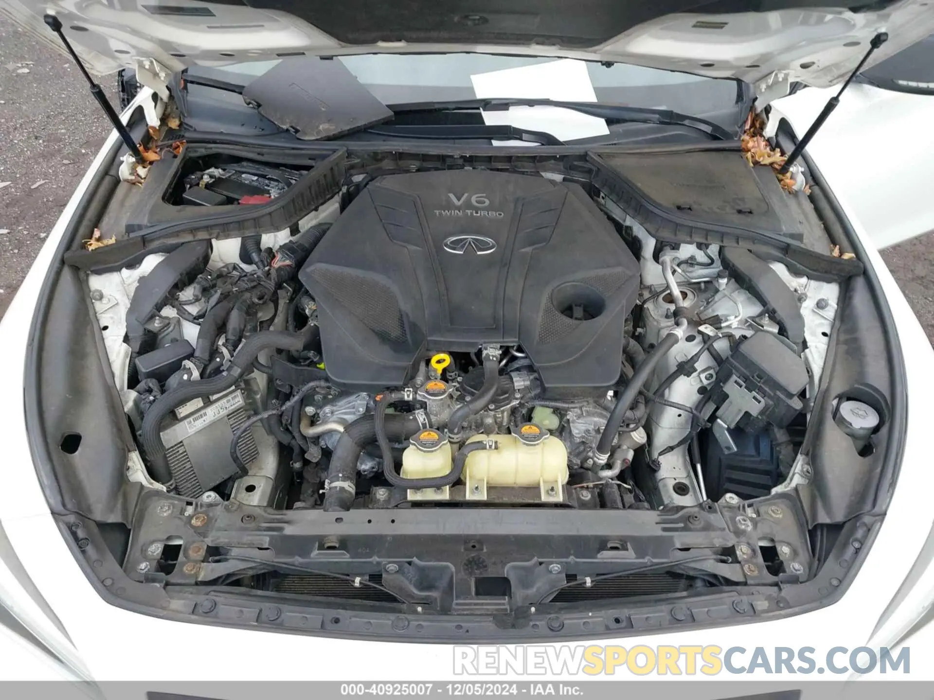10 Photograph of a damaged car JN1EV7AR4KM550216 INFINITI Q50 2019