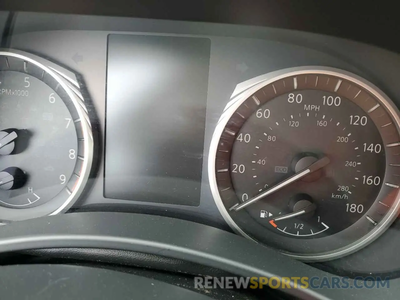 9 Photograph of a damaged car JN1EV7AR4KM553777 INFINITI Q50 2019