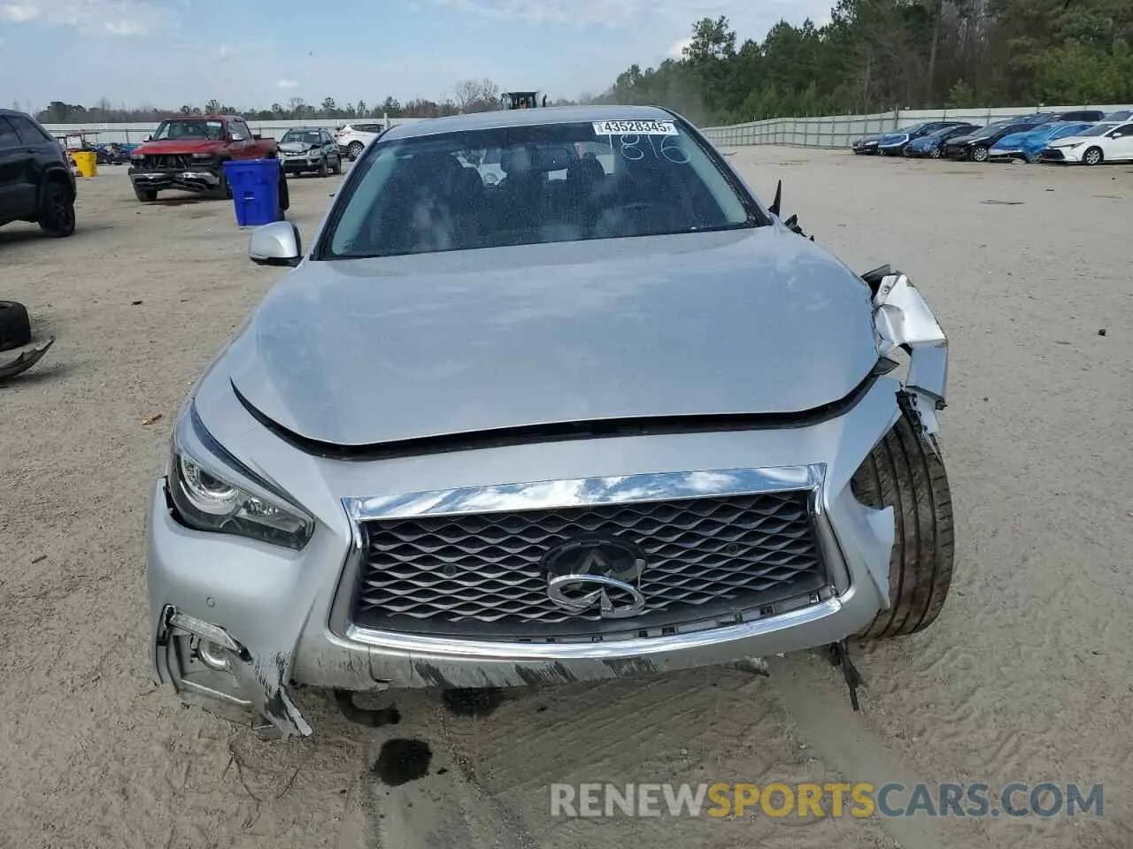 5 Photograph of a damaged car JN1EV7AR4KM555013 INFINITI Q50 2019