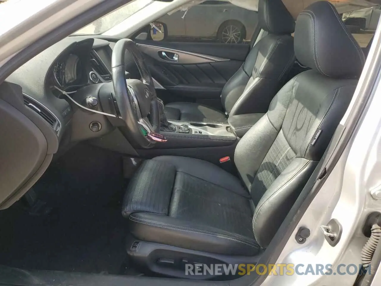 7 Photograph of a damaged car JN1EV7AR4KM555013 INFINITI Q50 2019