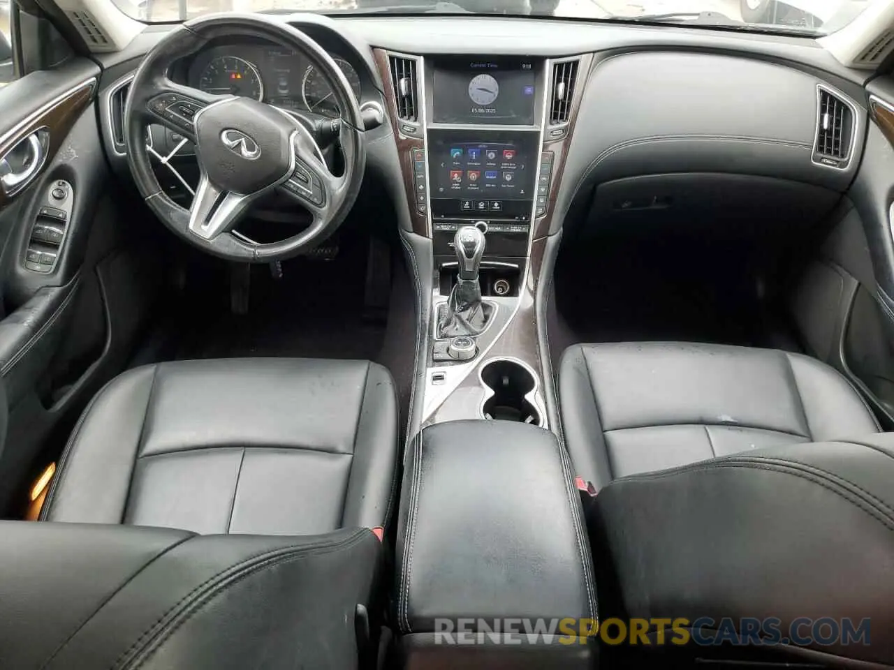 8 Photograph of a damaged car JN1EV7AR4KM556873 INFINITI Q50 2019