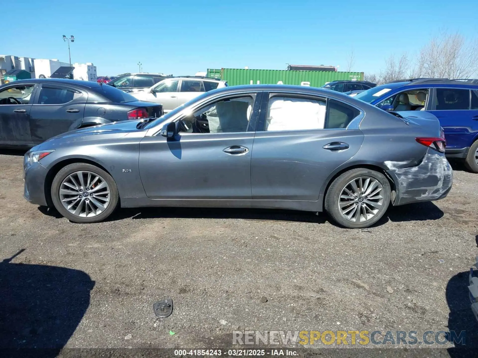 13 Photograph of a damaged car JN1EV7AR5KM552377 INFINITI Q50 2019