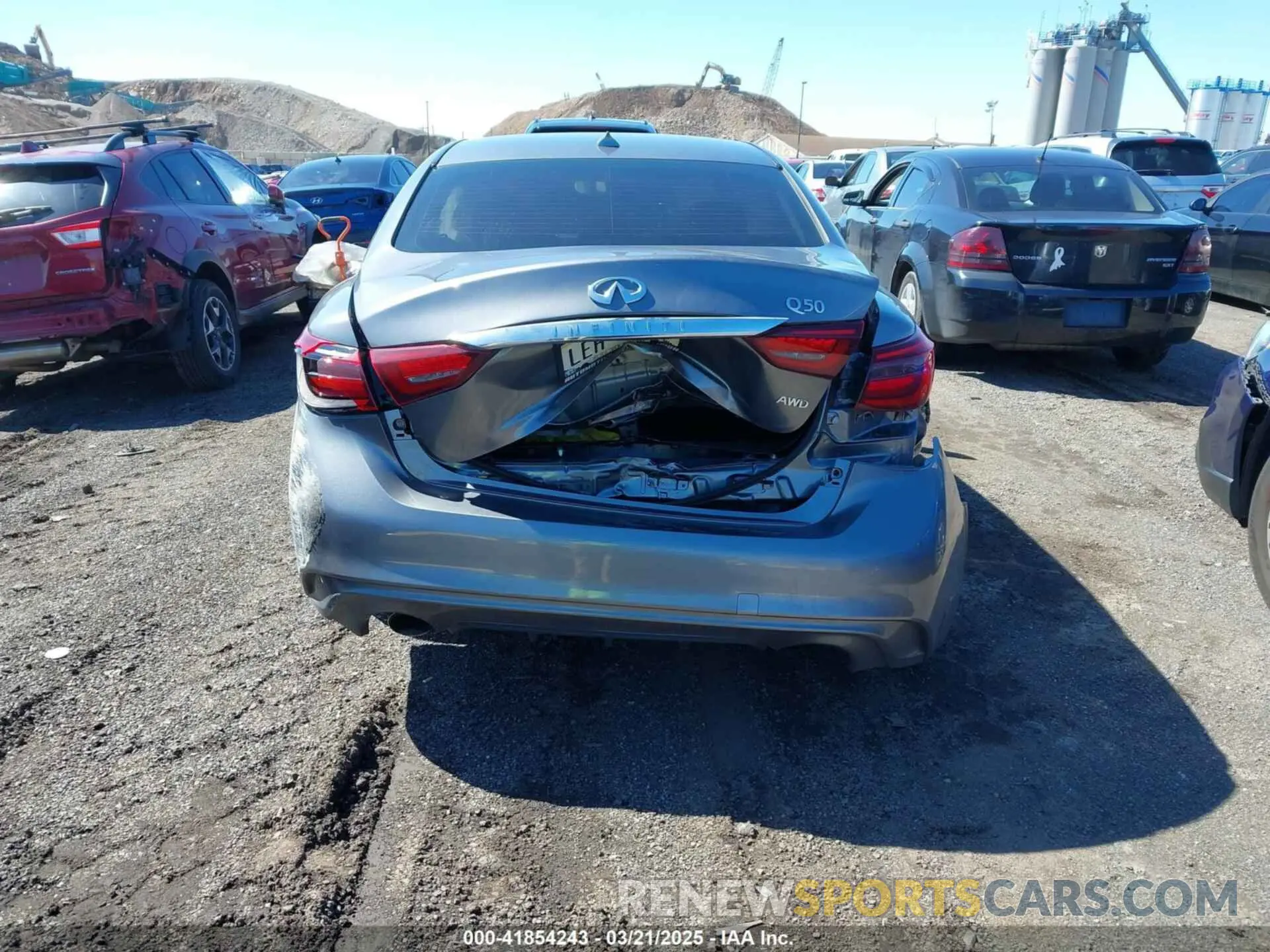 15 Photograph of a damaged car JN1EV7AR5KM552377 INFINITI Q50 2019