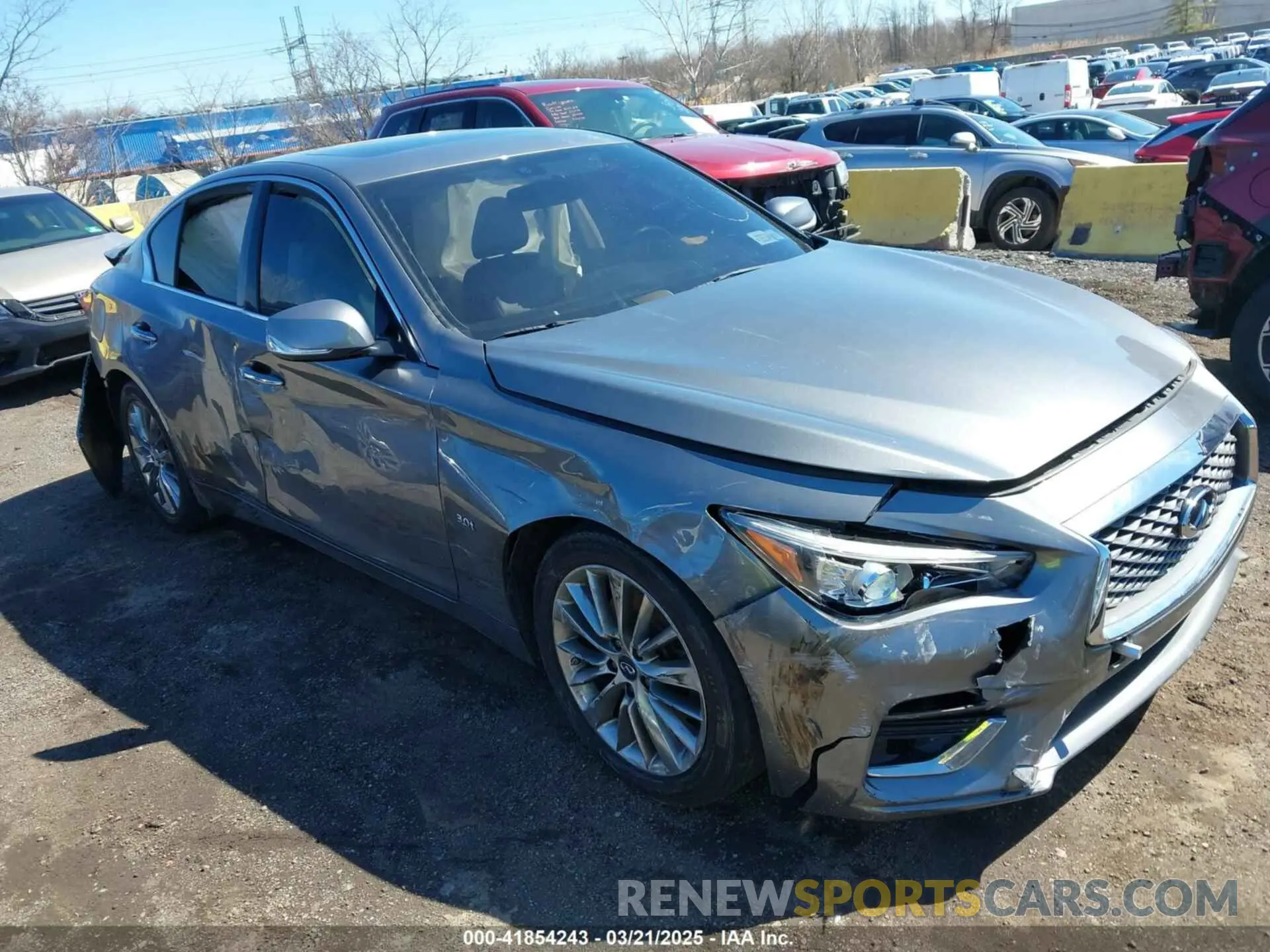 6 Photograph of a damaged car JN1EV7AR5KM552377 INFINITI Q50 2019